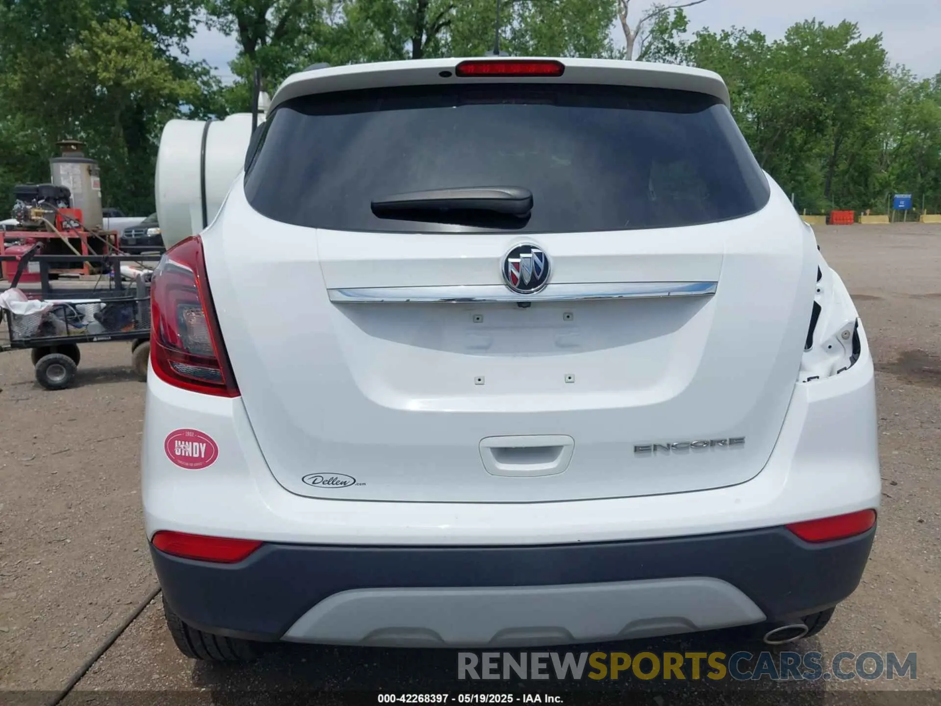 17 Photograph of a damaged car KL4CJASB8MB315843 BUICK ENCORE 2021