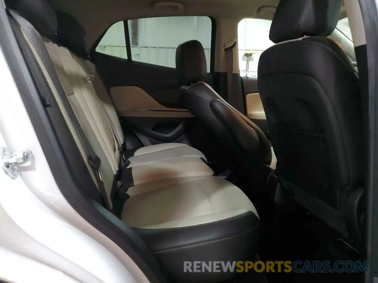 11 Photograph of a damaged car KL4CJESB1MB339103 BUICK ENCORE 2021