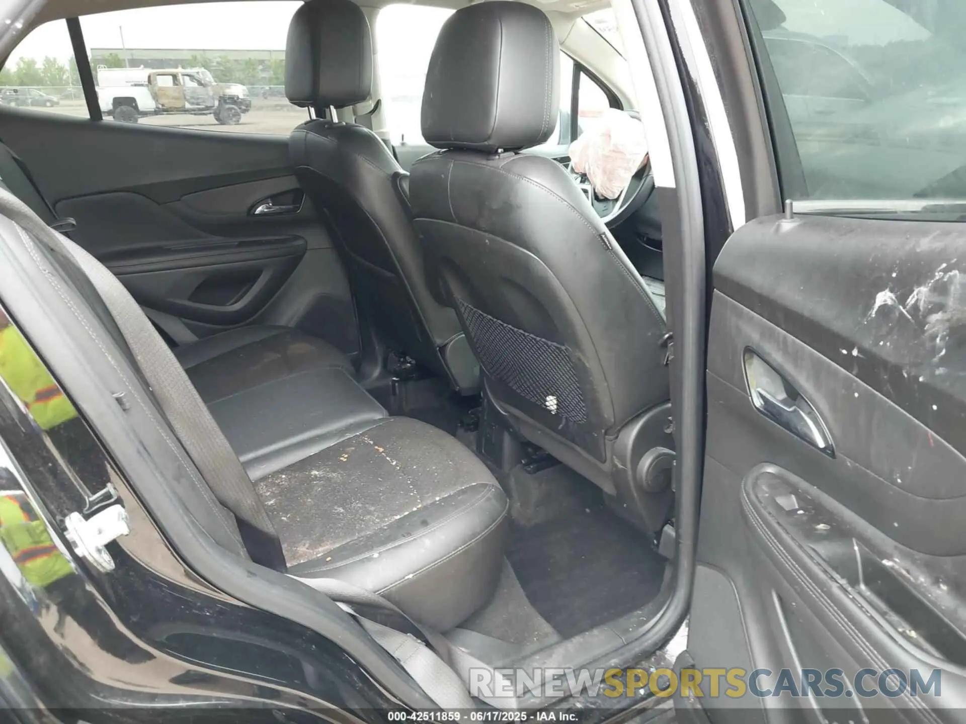8 Photograph of a damaged car KL4CJESB4MB306726 BUICK ENCORE 2021