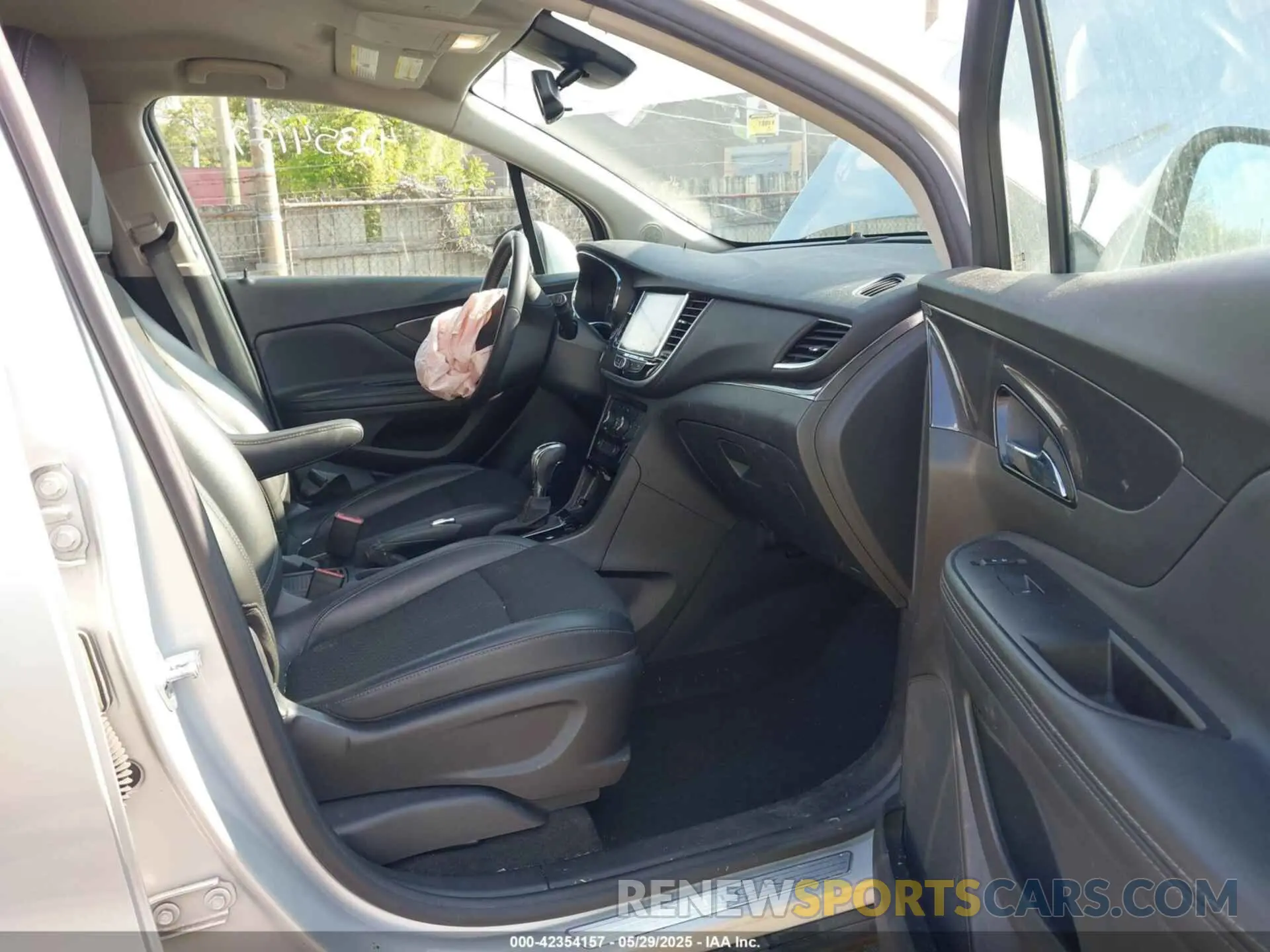 5 Photograph of a damaged car KL4CJESB5MB341694 BUICK ENCORE 2021