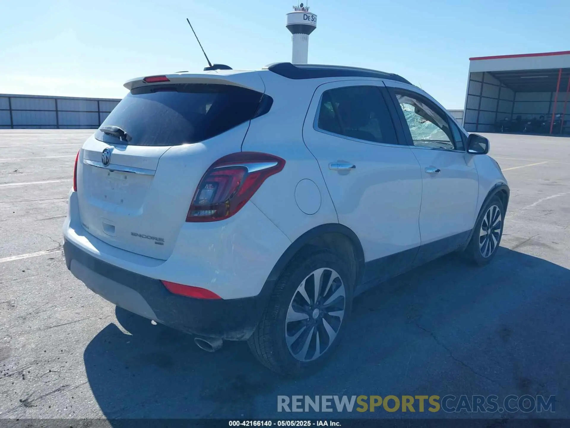4 Photograph of a damaged car KL4CJESM2MB372354 BUICK ENCORE 2021