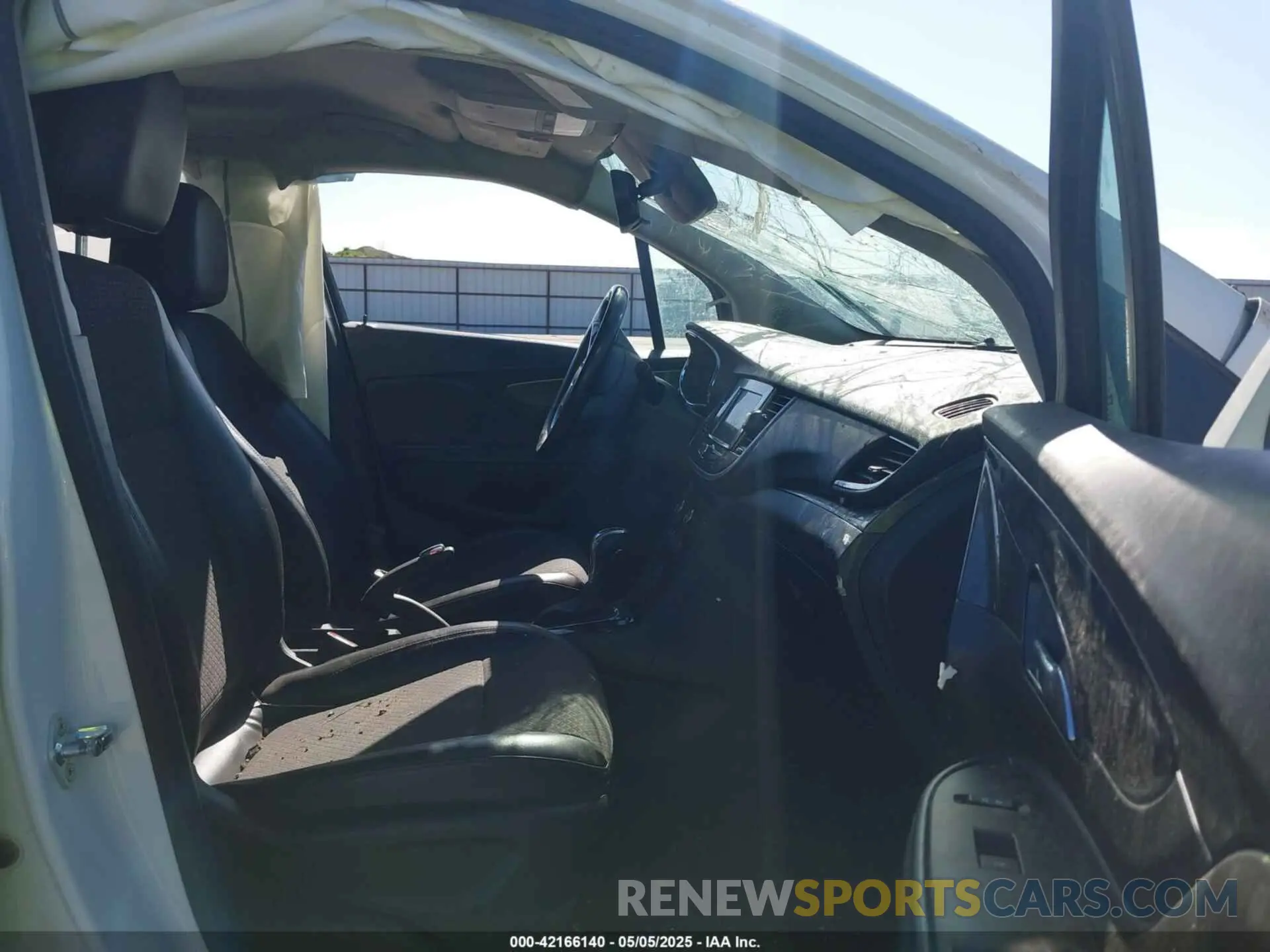 5 Photograph of a damaged car KL4CJESM2MB372354 BUICK ENCORE 2021