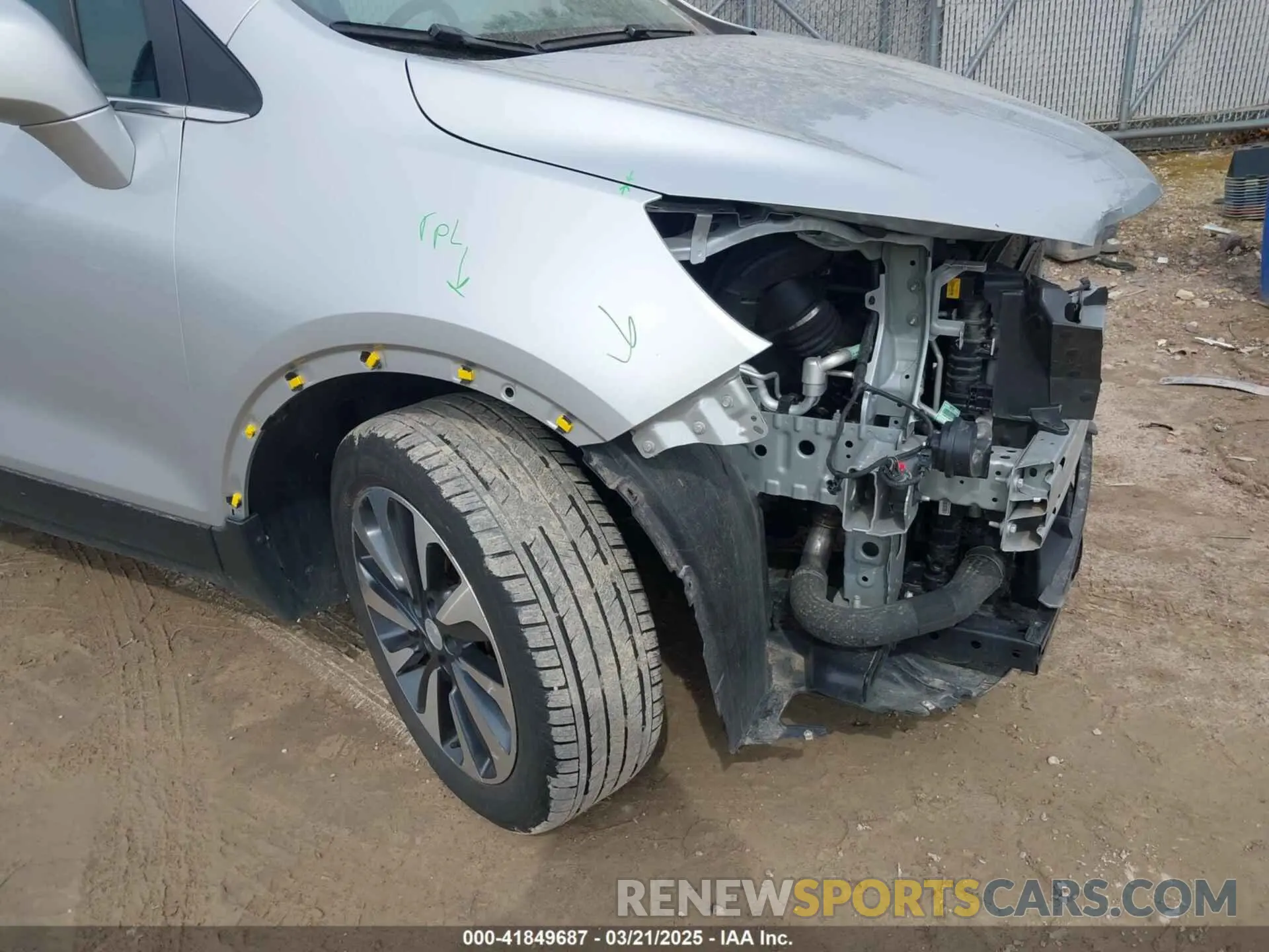 18 Photograph of a damaged car KL4CJESM6MB372518 BUICK ENCORE 2021