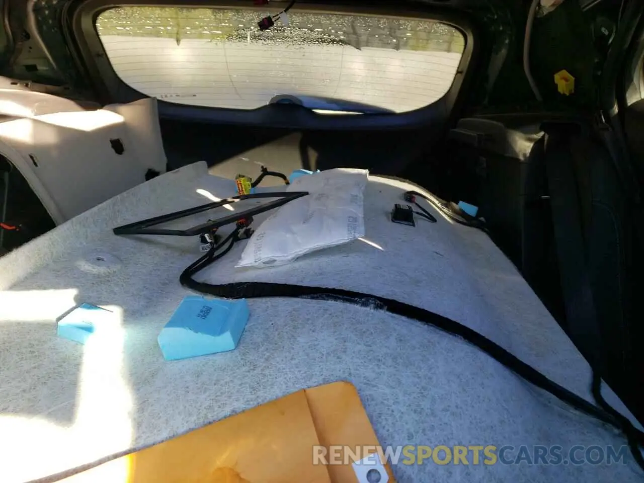 10 Photograph of a damaged car KL4MMESL9MB133144 BUICK ENCORE 2021