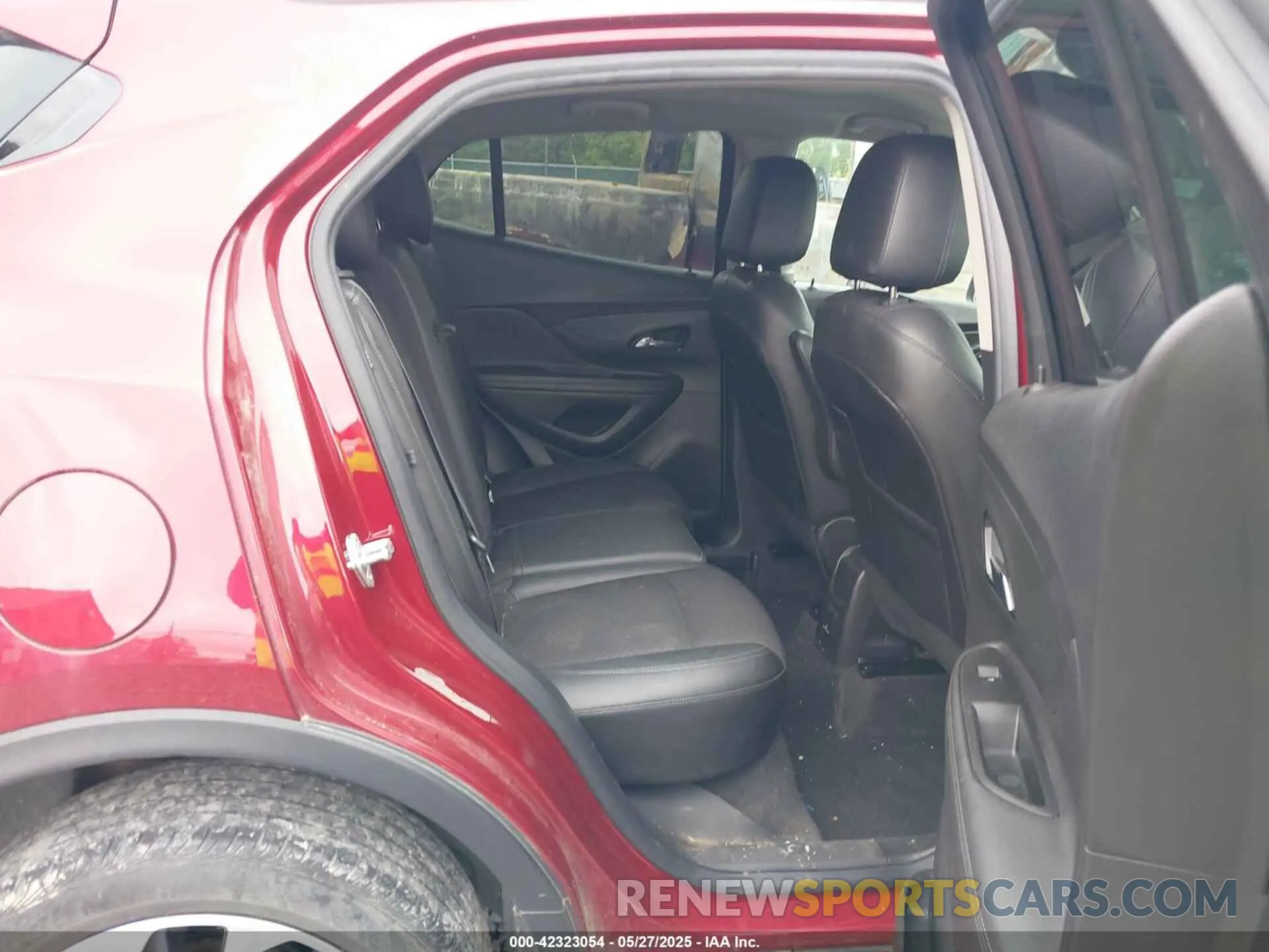 8 Photograph of a damaged car KL4CJASM6NB556805 BUICK ENCORE 2022