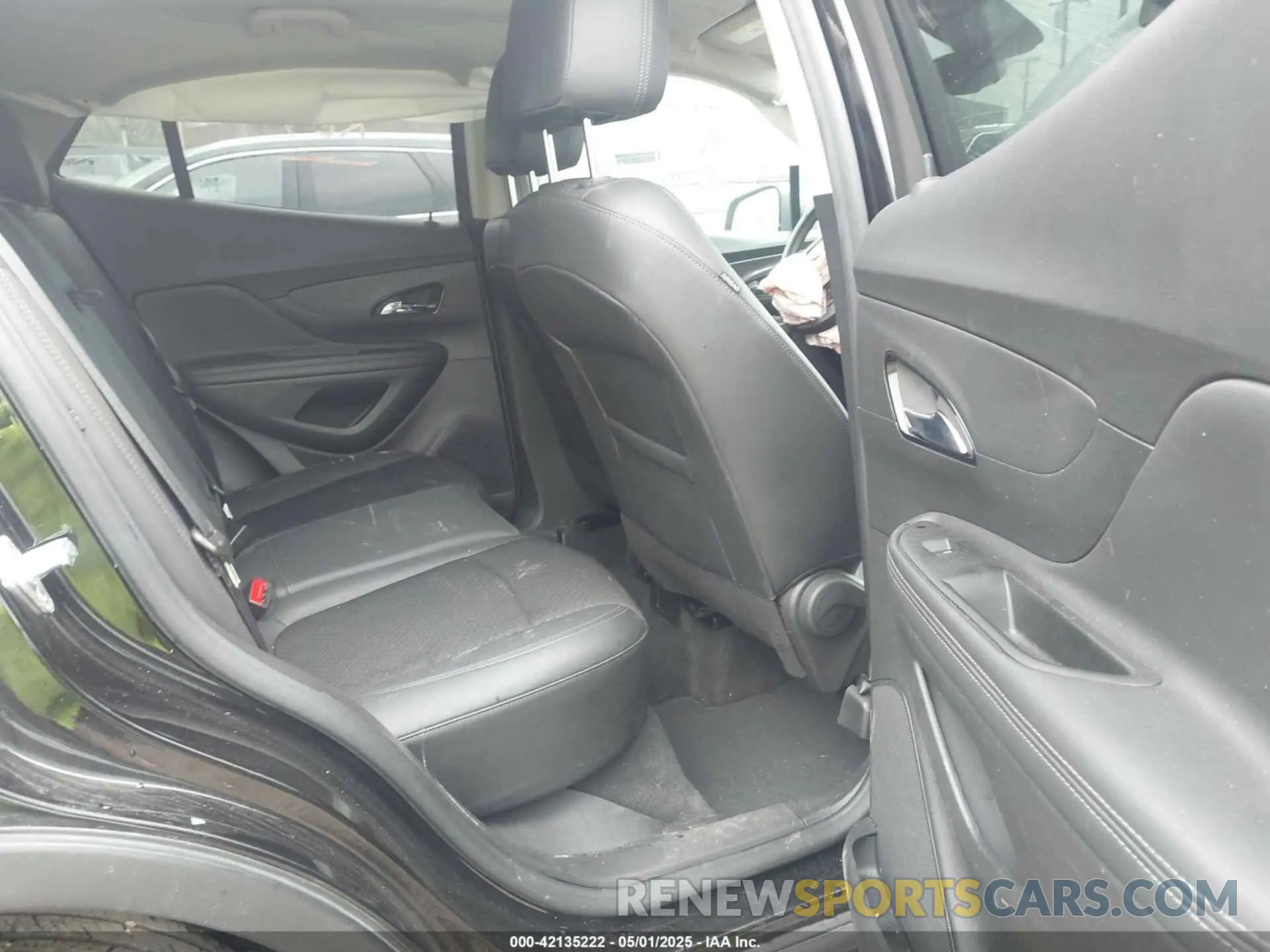 8 Photograph of a damaged car KL4CJESM1NB555813 BUICK ENCORE 2022
