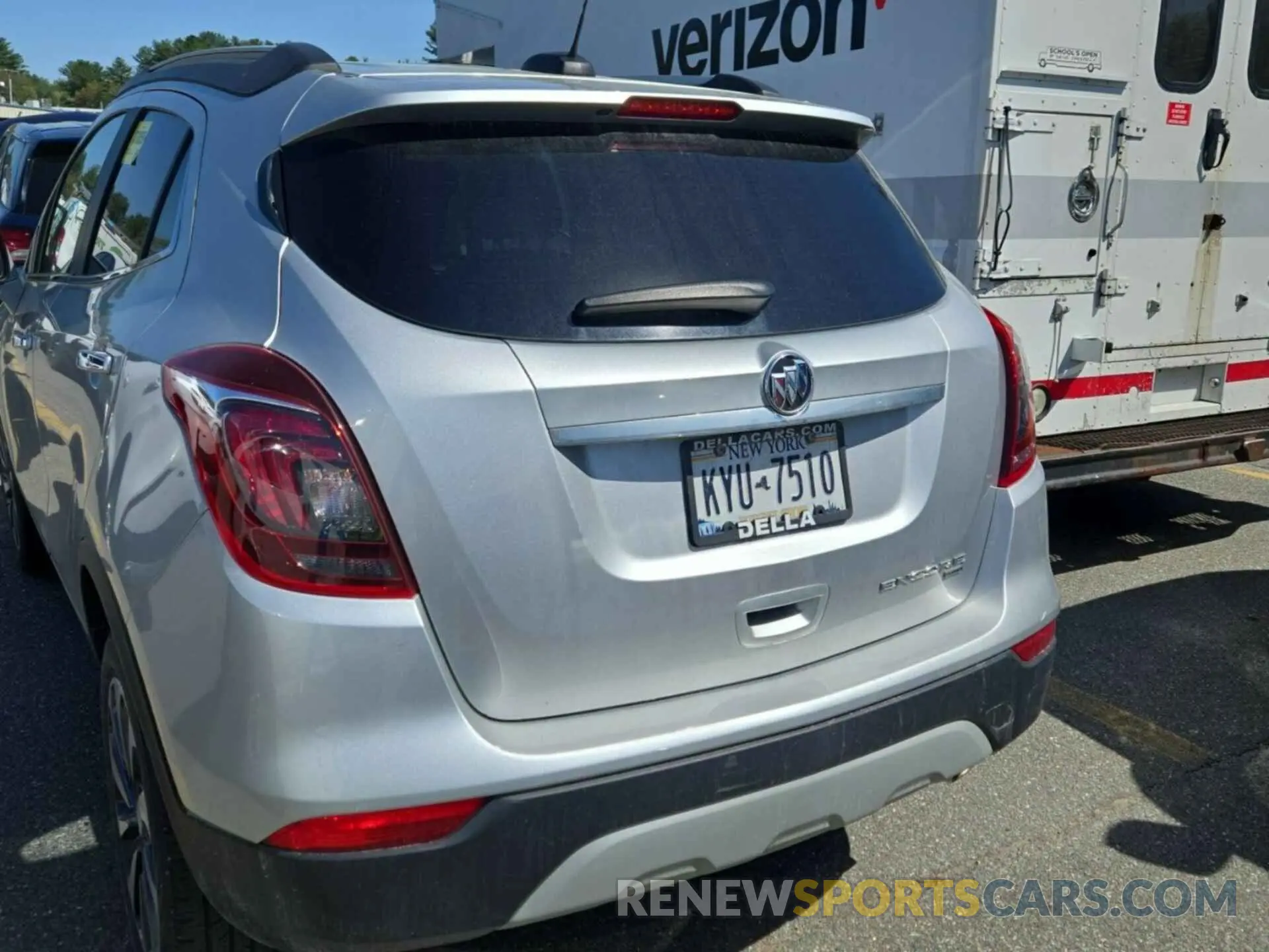 24 Photograph of a damaged car KL4CJESM2NB533285 BUICK ENCORE 2022