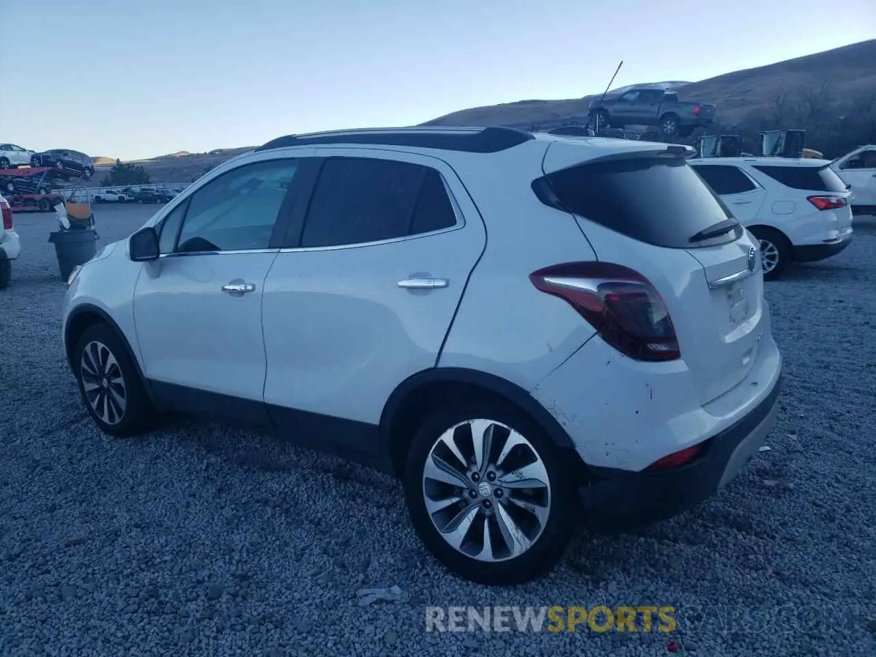 2 Photograph of a damaged car KL4CJESM2NB539538 BUICK ENCORE 2022