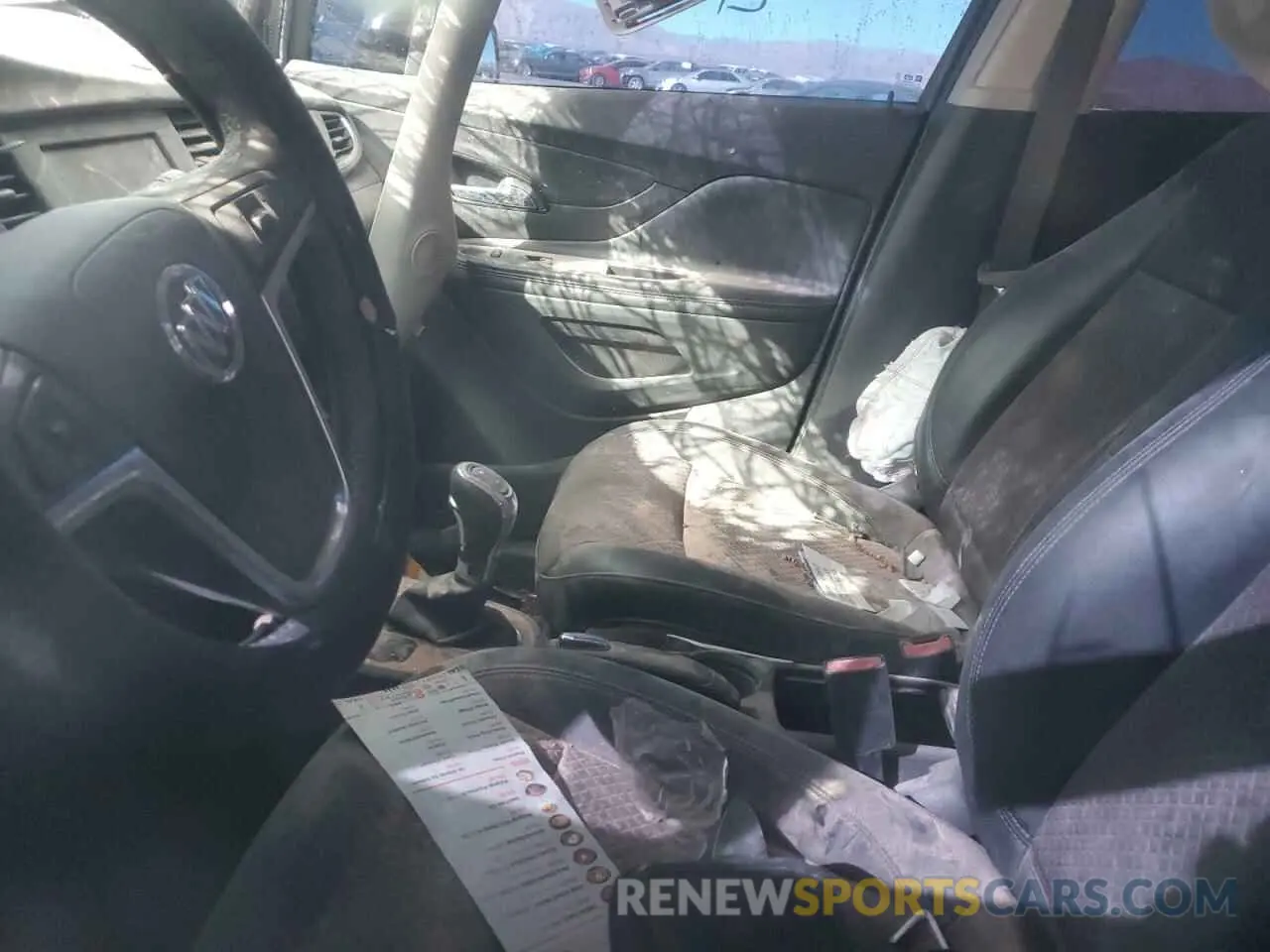 8 Photograph of a damaged car KL4CJESM2NB552483 BUICK ENCORE 2022