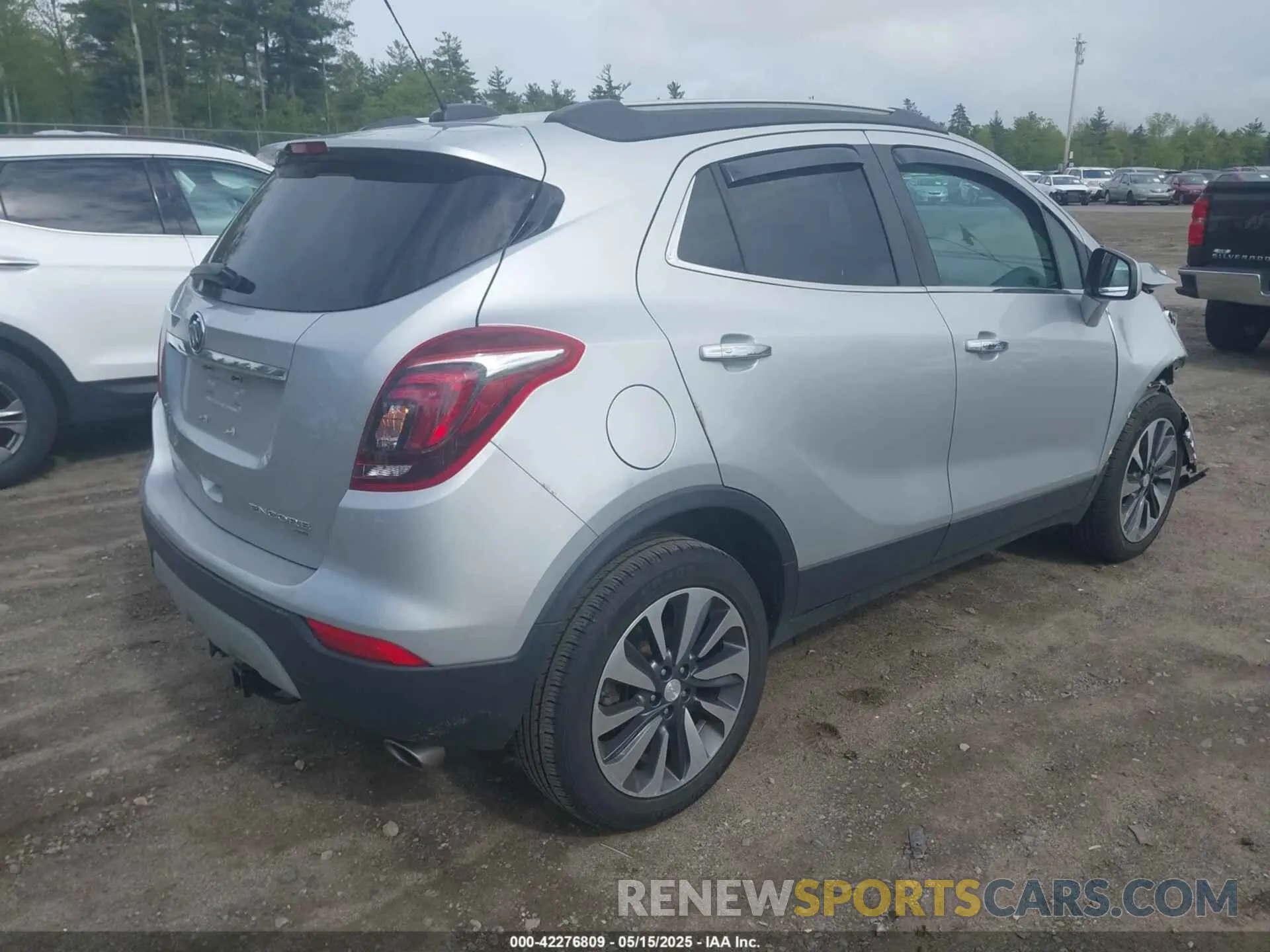 4 Photograph of a damaged car KL4CJESM6NB518420 BUICK ENCORE 2022