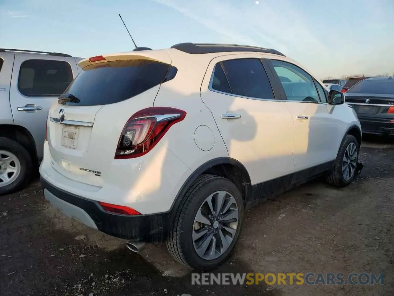 3 Photograph of a damaged car KL4CJESM7NB540913 BUICK ENCORE 2022