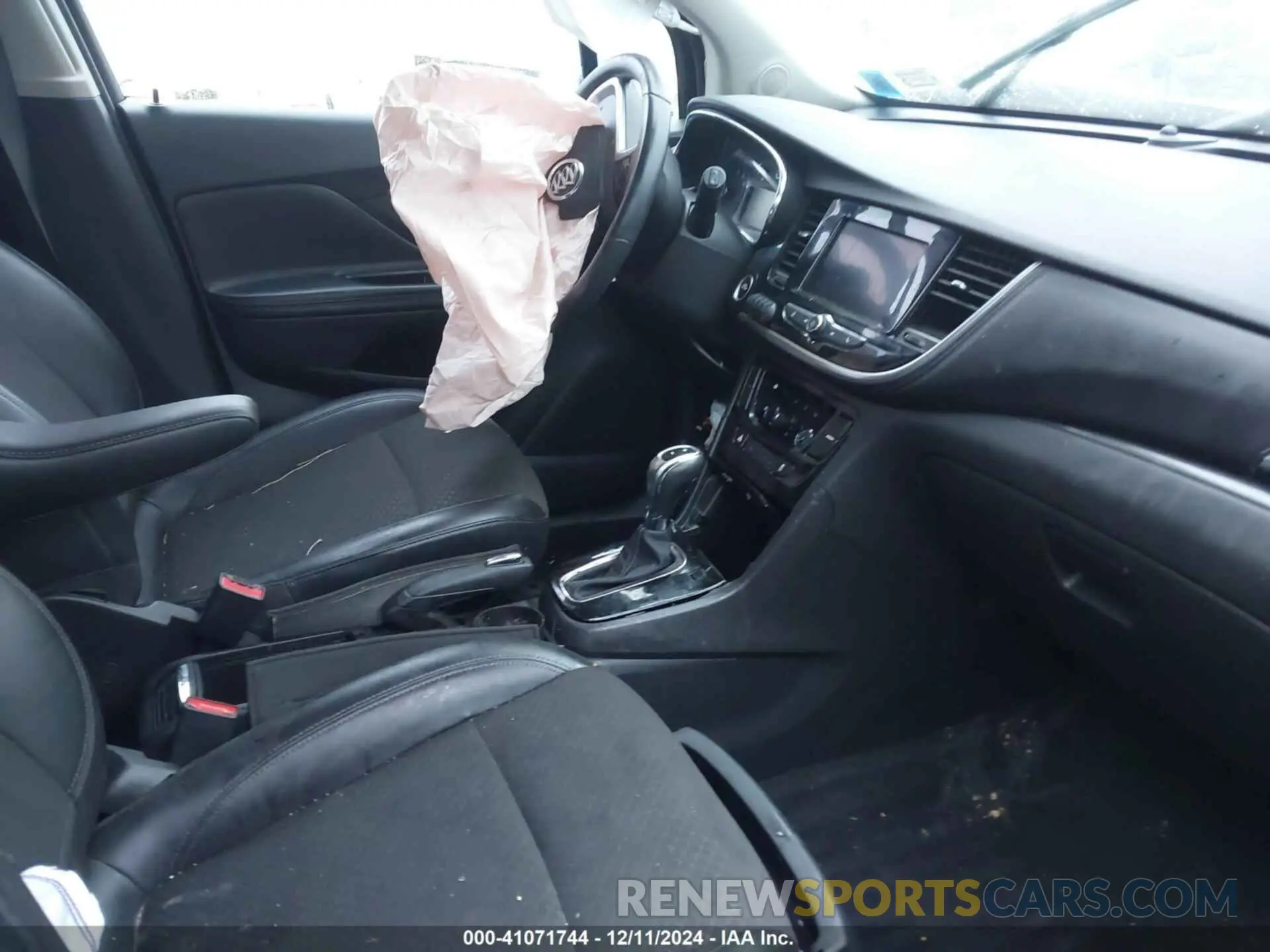 5 Photograph of a damaged car KL4CJESM9NB500610 BUICK ENCORE 2022