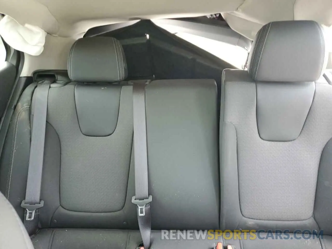 10 Photograph of a damaged car KL4MMBS23NB136127 BUICK ENCORE 2022