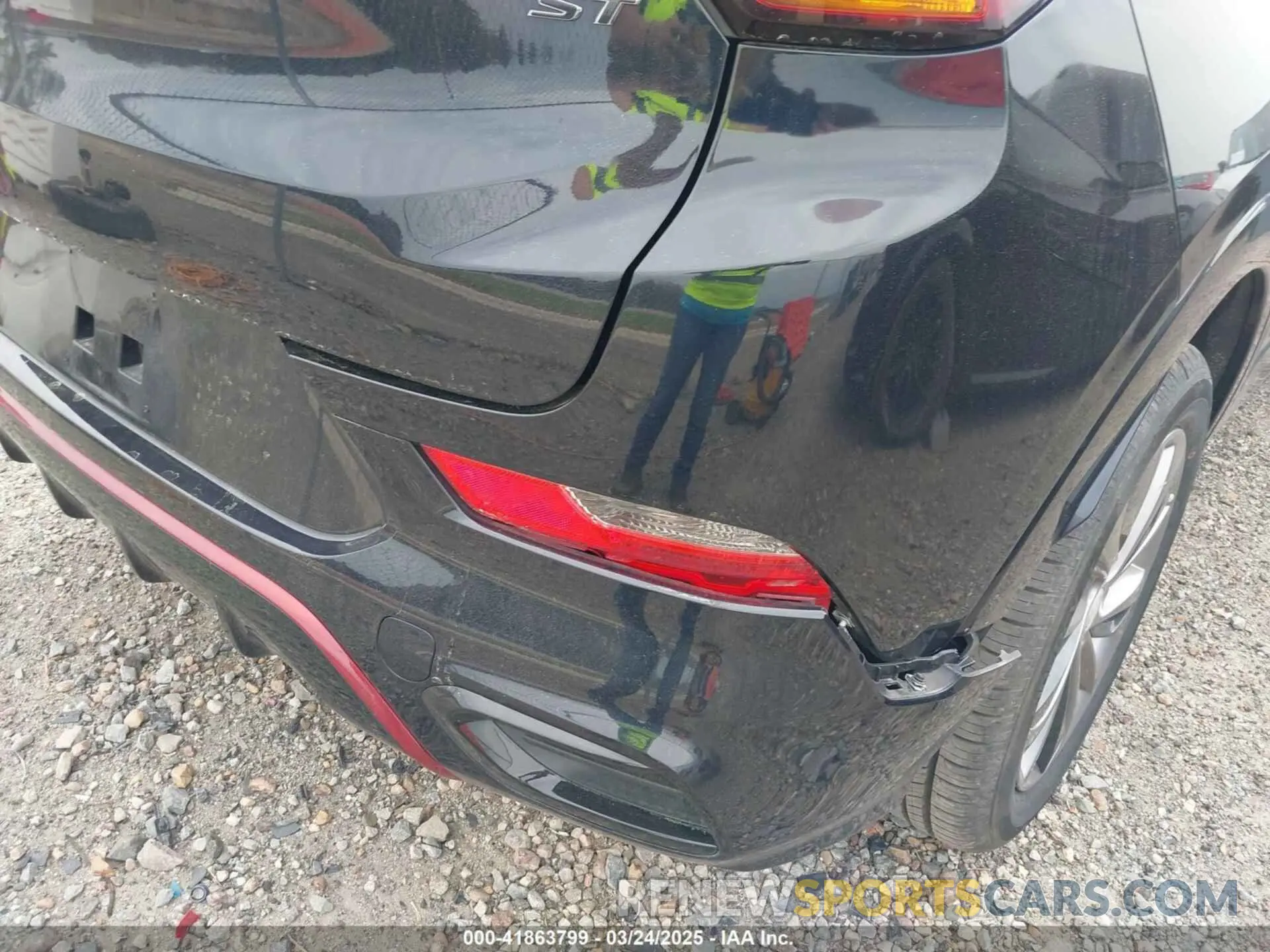 11 Photograph of a damaged car KL4MMBS27LB125497 BUICK ENCORE GX 2020