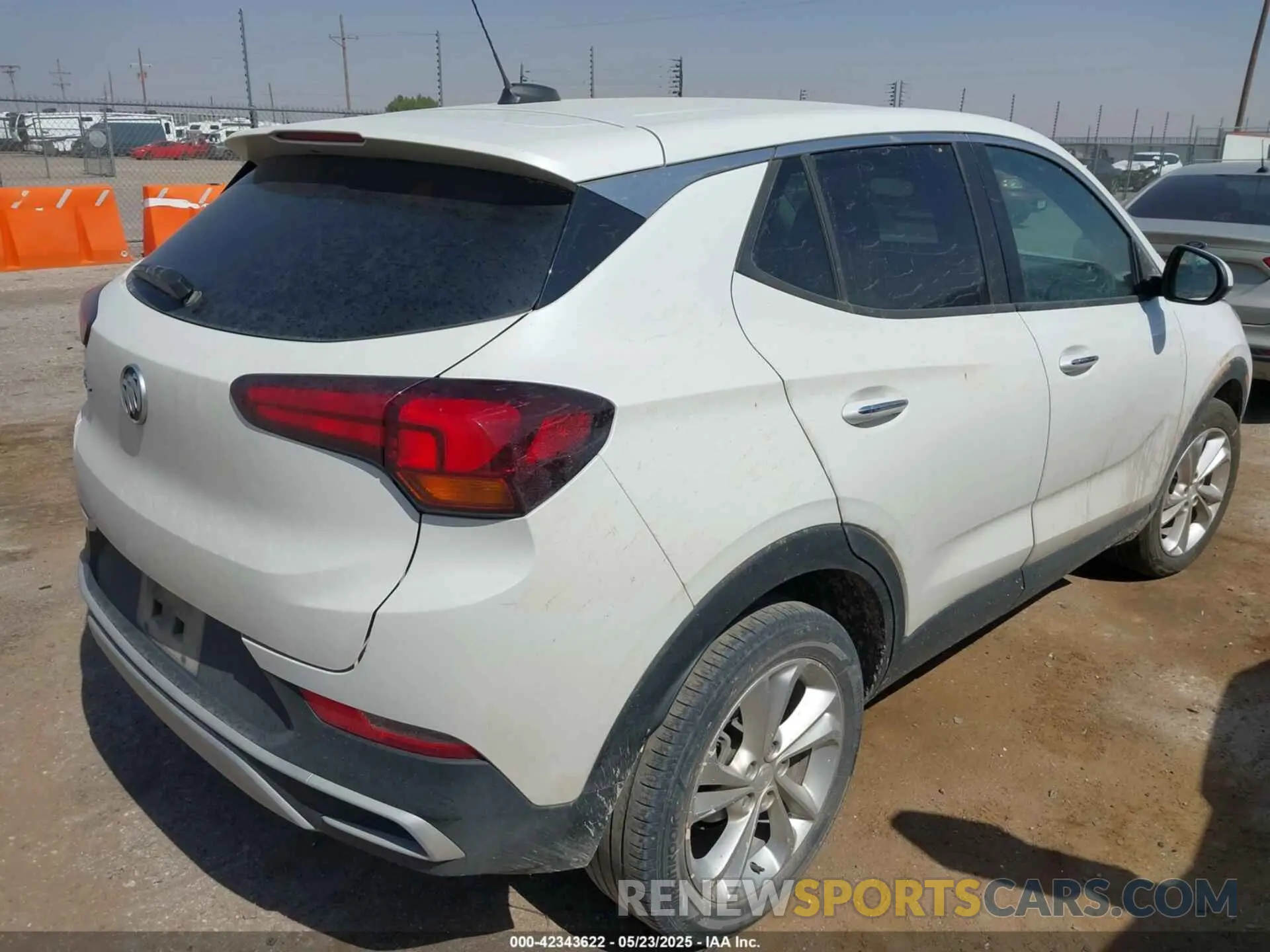 4 Photograph of a damaged car KL4MMBS2XLB102781 BUICK ENCORE GX 2020