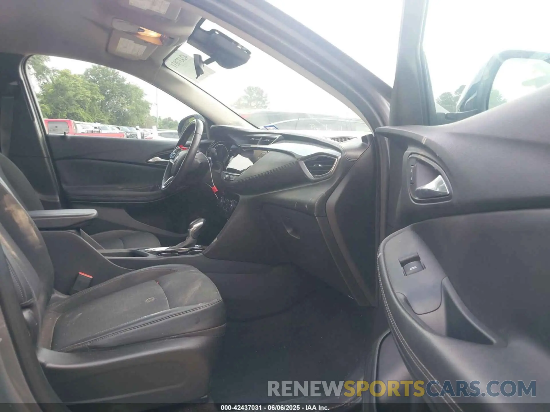 5 Photograph of a damaged car KL4MMDS24LB097105 BUICK ENCORE GX 2020