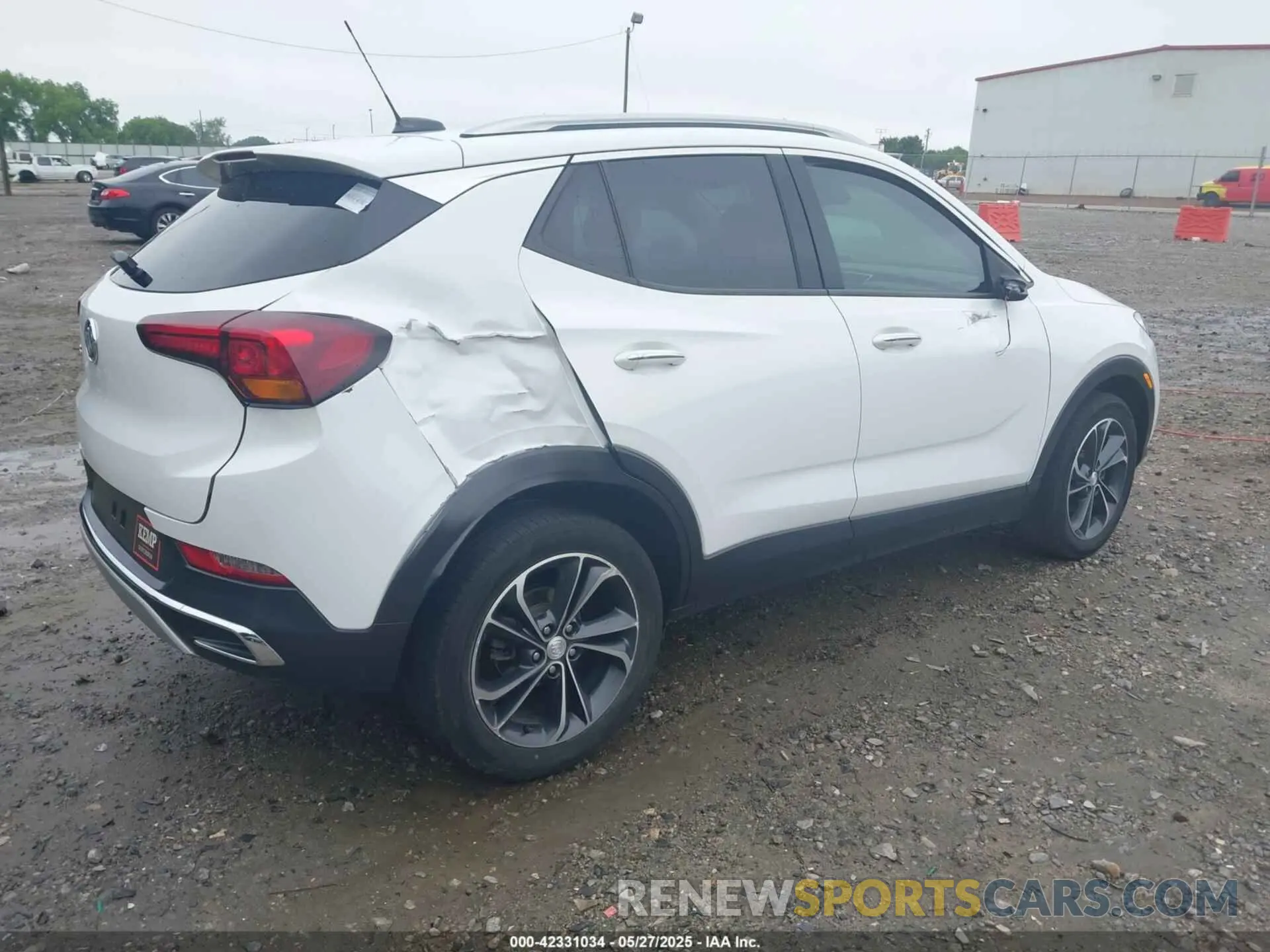4 Photograph of a damaged car KL4MMFSL8LB127193 BUICK ENCORE GX 2020