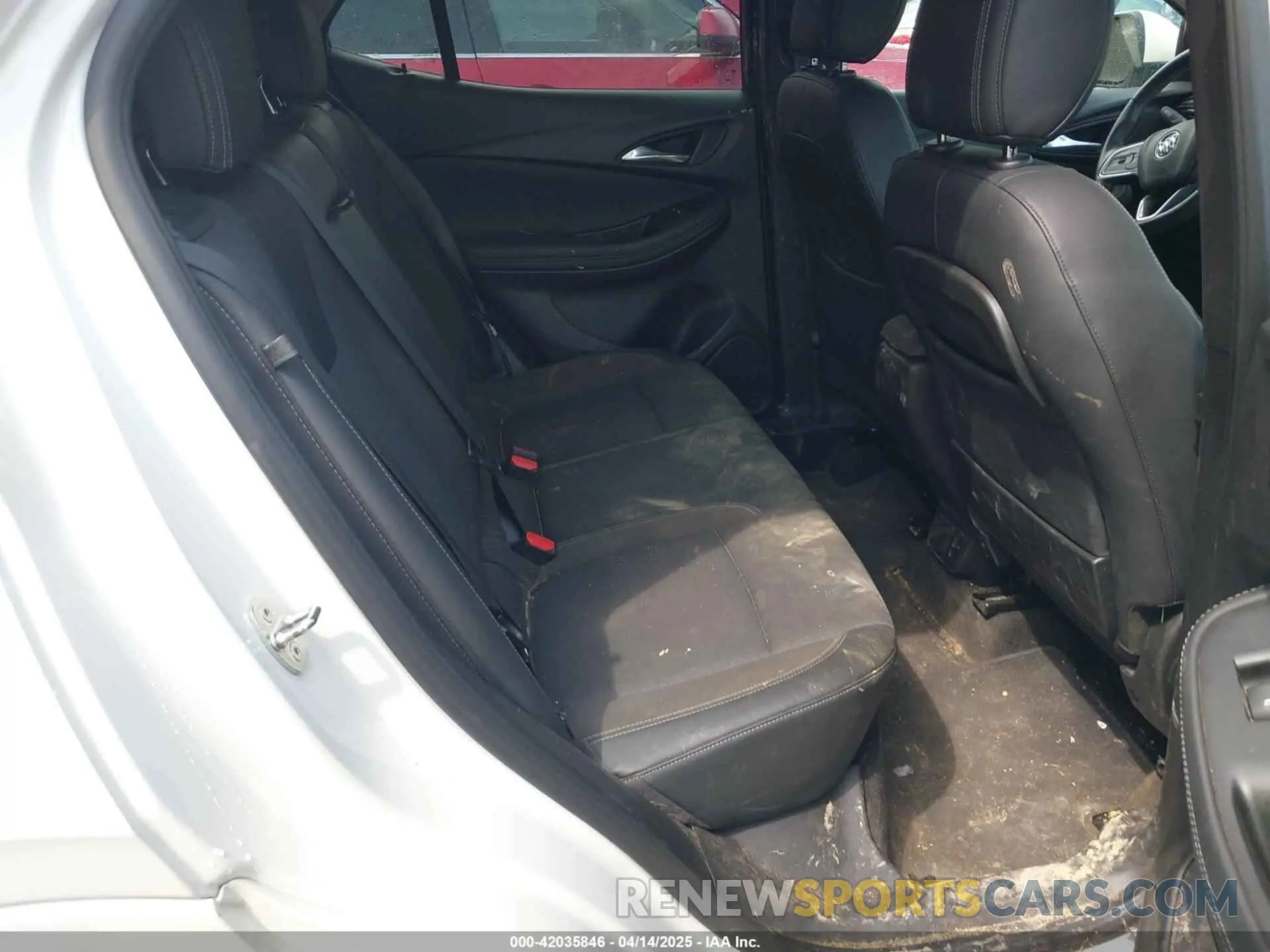 8 Photograph of a damaged car KL4MMDS20MB096163 BUICK ENCORE GX 2021