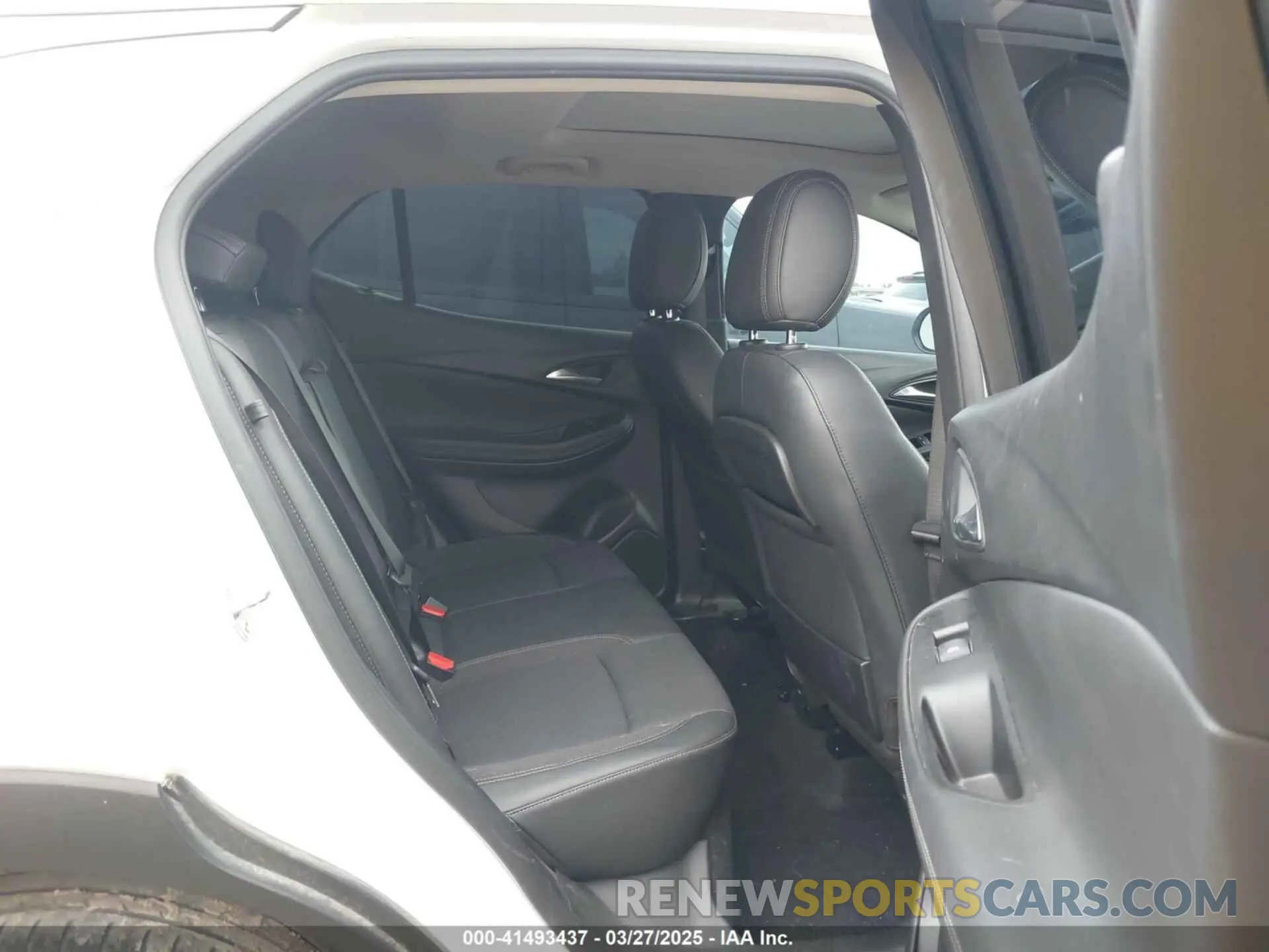 8 Photograph of a damaged car KL4MMDS23MB049774 BUICK ENCORE GX 2021