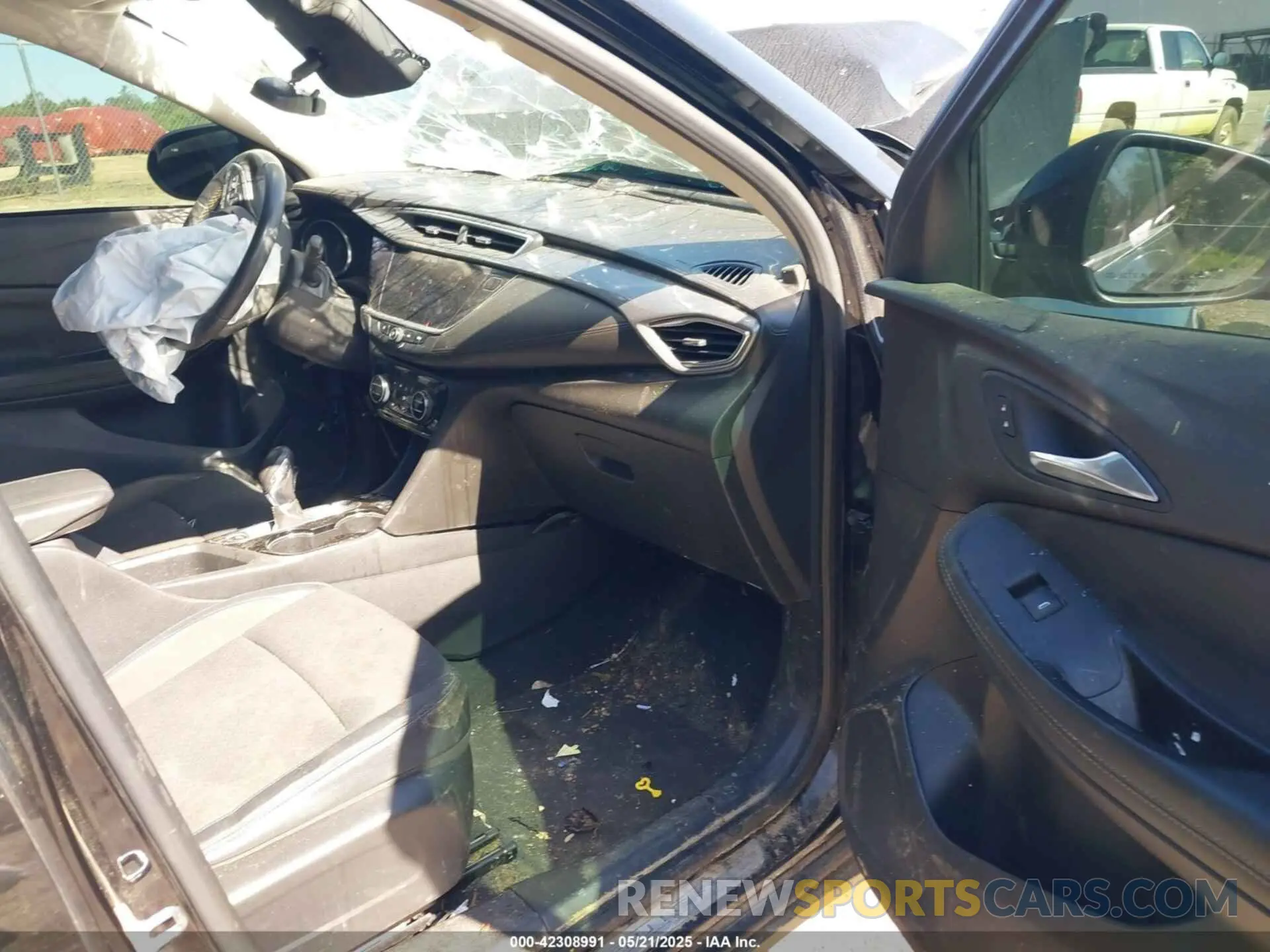 5 Photograph of a damaged car KL4MMDS27MB098539 BUICK ENCORE GX 2021