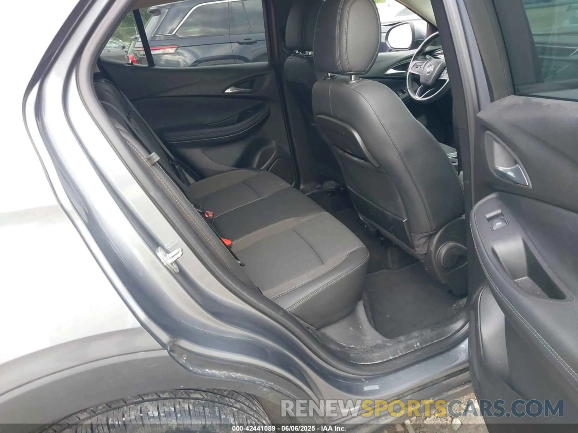 8 Photograph of a damaged car KL4MMESL4MB175995 BUICK ENCORE GX 2021