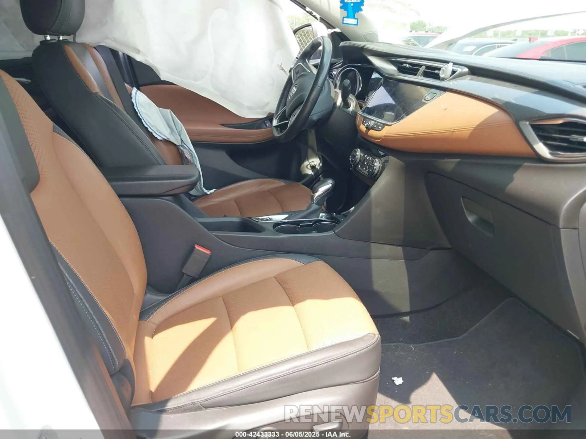 5 Photograph of a damaged car KL4MMFSL4MB075952 BUICK ENCORE GX 2021