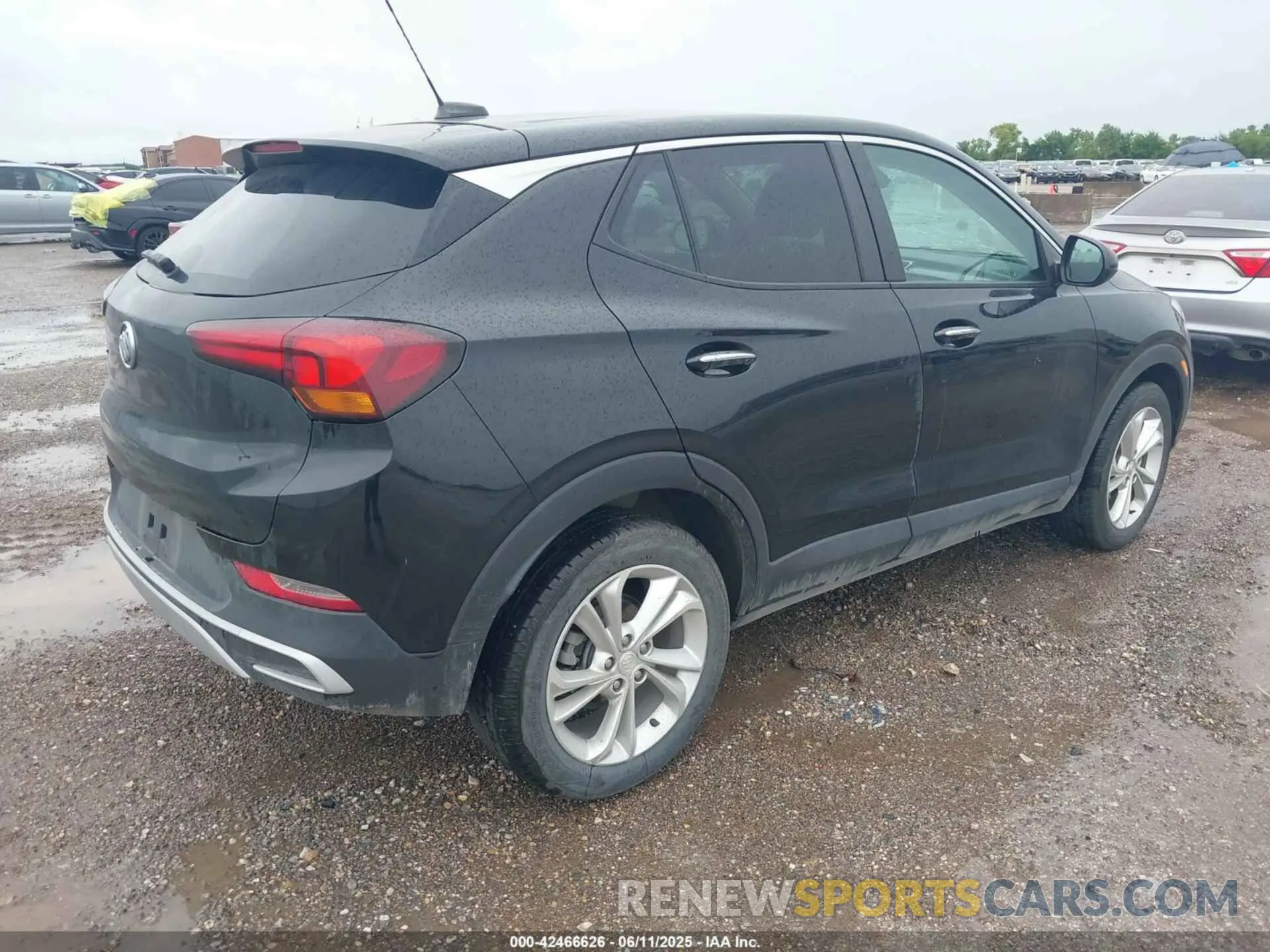 4 Photograph of a damaged car KL4MMBS20NB132178 BUICK ENCORE GX 2022
