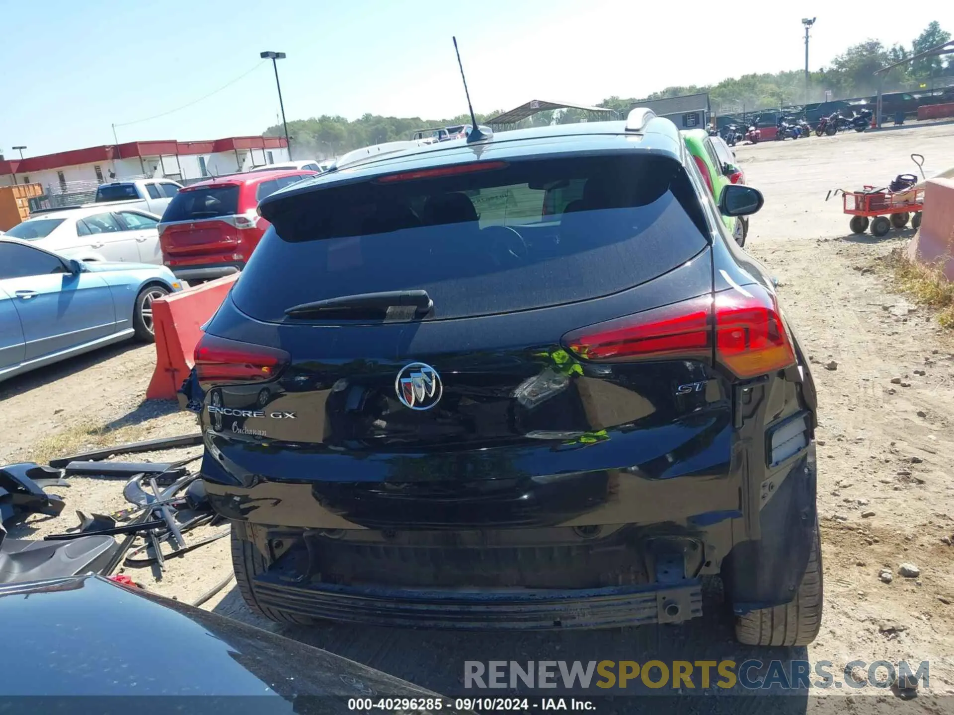 17 Photograph of a damaged car KL4MMBS22NB087079 BUICK ENCORE GX 2022