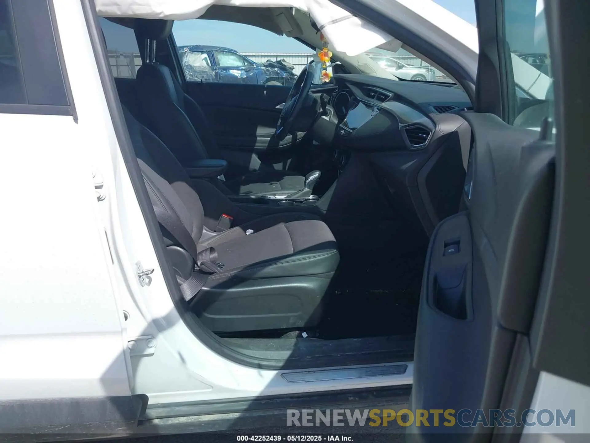 5 Photograph of a damaged car KL4MMCSL0NB081828 BUICK ENCORE GX 2022