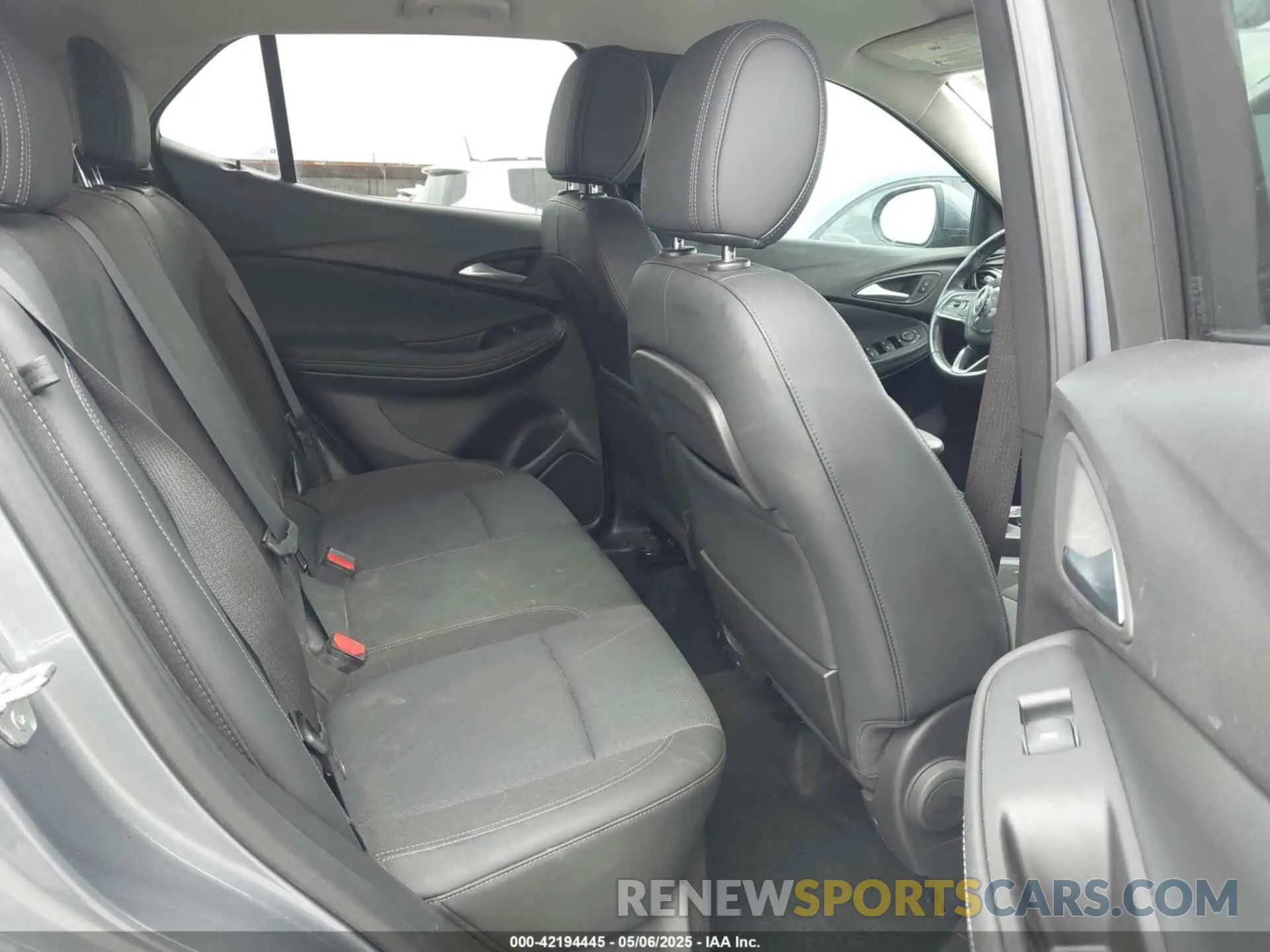 8 Photograph of a damaged car KL4MMCSL8NB038063 BUICK ENCORE GX 2022