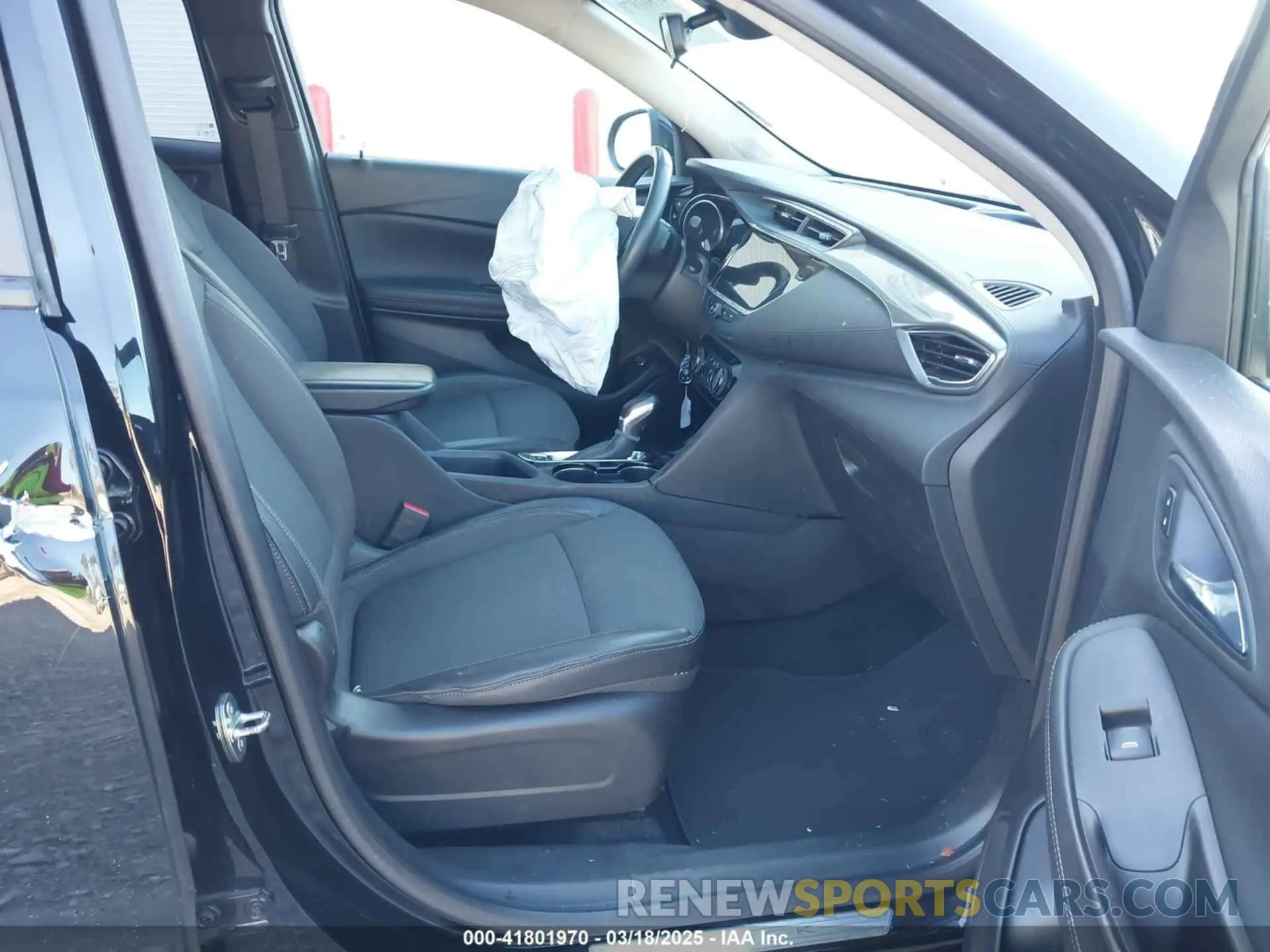 5 Photograph of a damaged car KL4MMDS21NB117961 BUICK ENCORE GX 2022