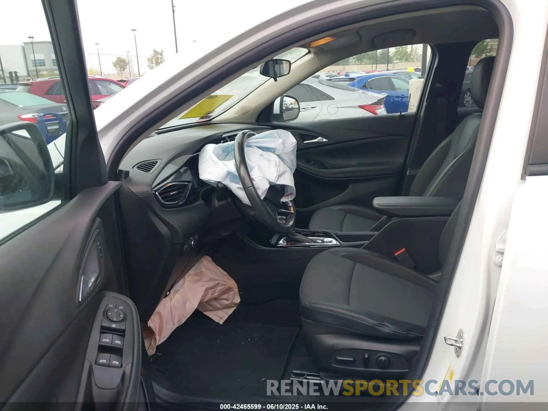 5 Photograph of a damaged car KL4MMDS26NB095858 BUICK ENCORE GX 2022