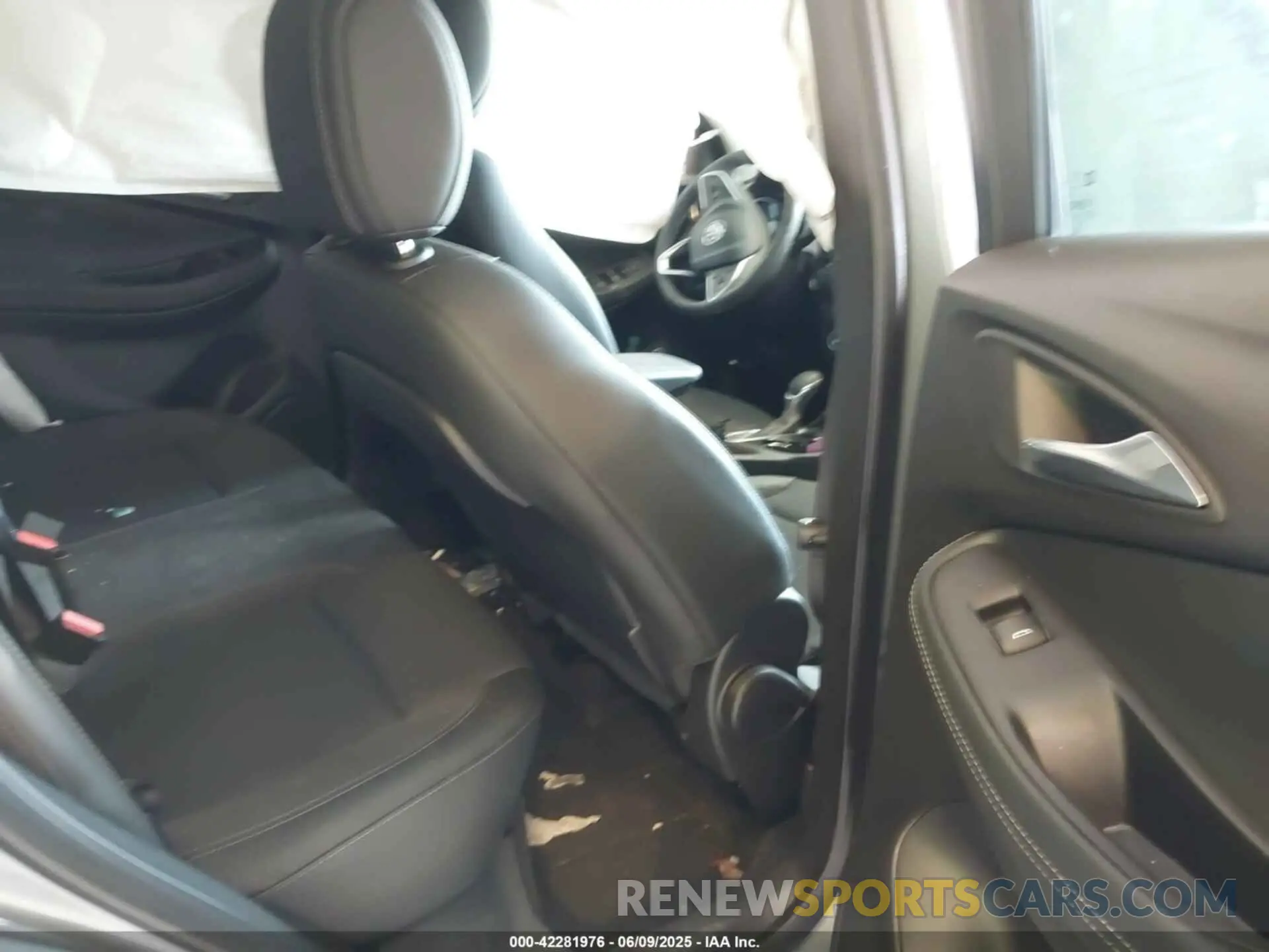 8 Photograph of a damaged car KL4MMDSL8NB102091 BUICK ENCORE GX 2022