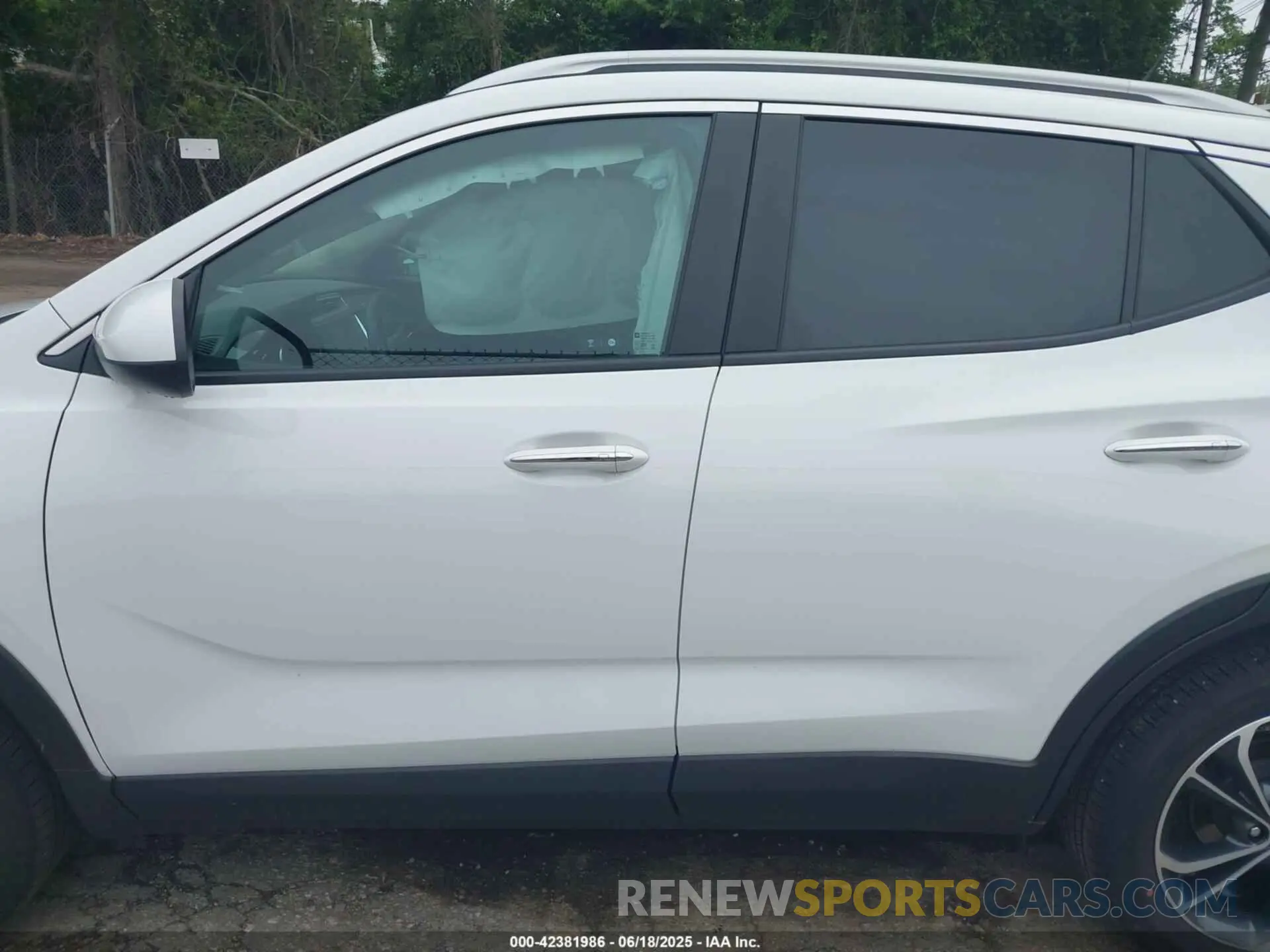 14 Photograph of a damaged car KL4MMESL1NB141773 BUICK ENCORE GX 2022