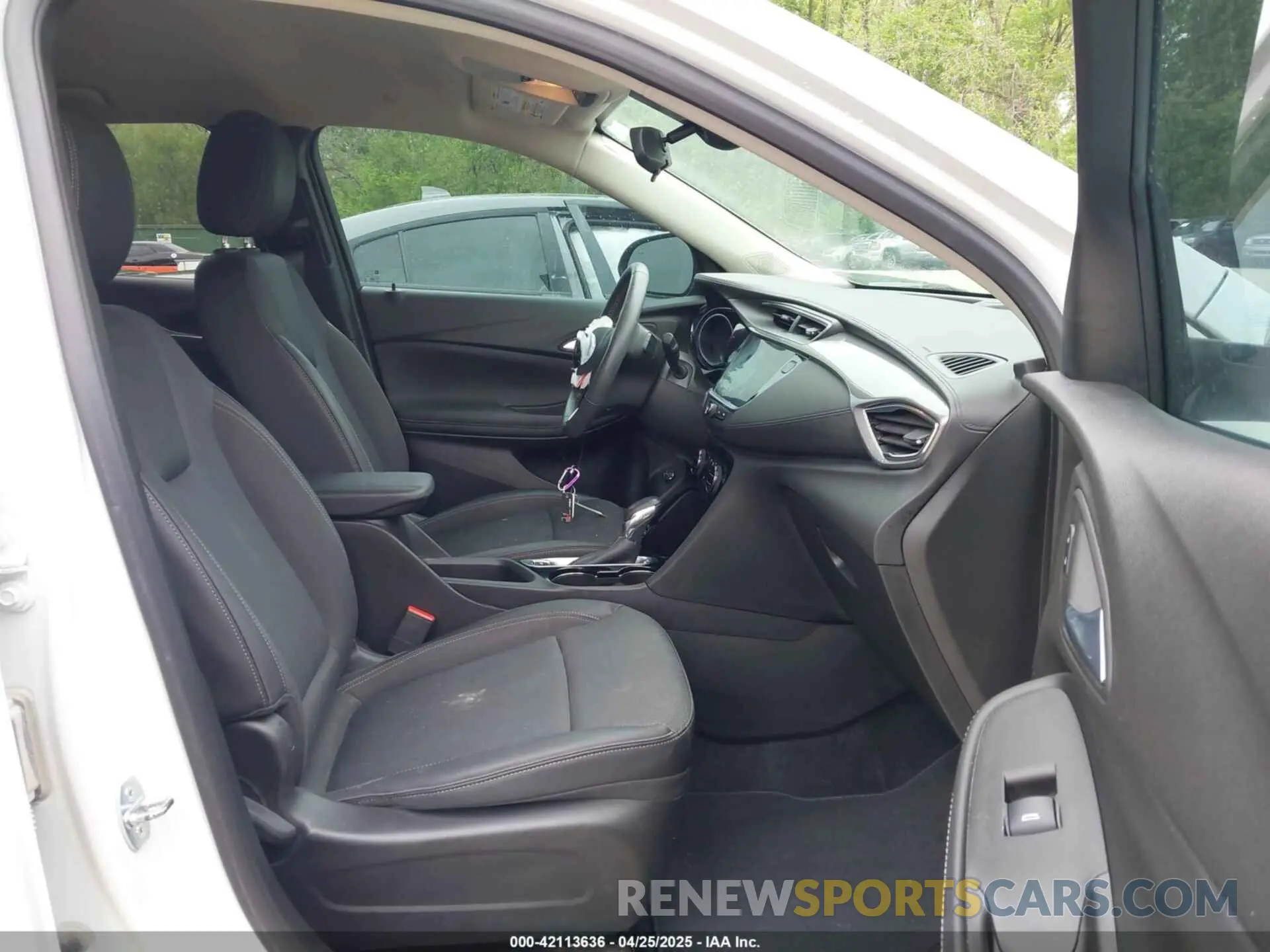 5 Photograph of a damaged car KL4MMESL4NB122084 BUICK ENCORE GX 2022