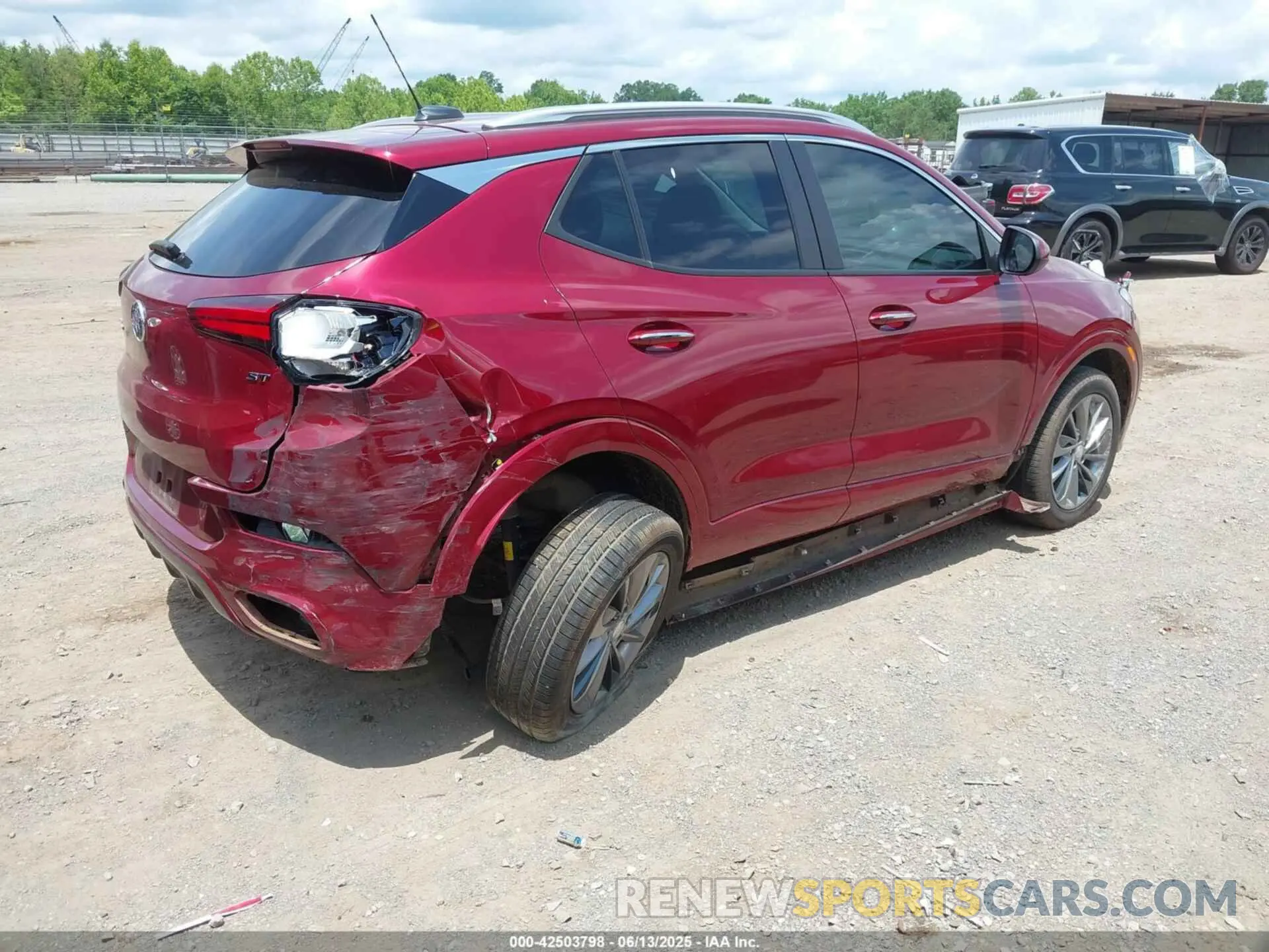 4 Photograph of a damaged car KL4MMESL4NB142853 BUICK ENCORE GX 2022
