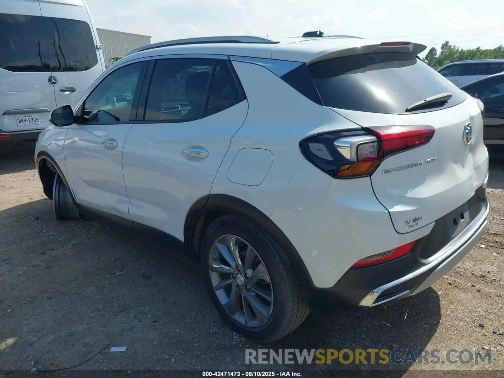 3 Photograph of a damaged car KL4MMFSL0NB063136 BUICK ENCORE GX 2022