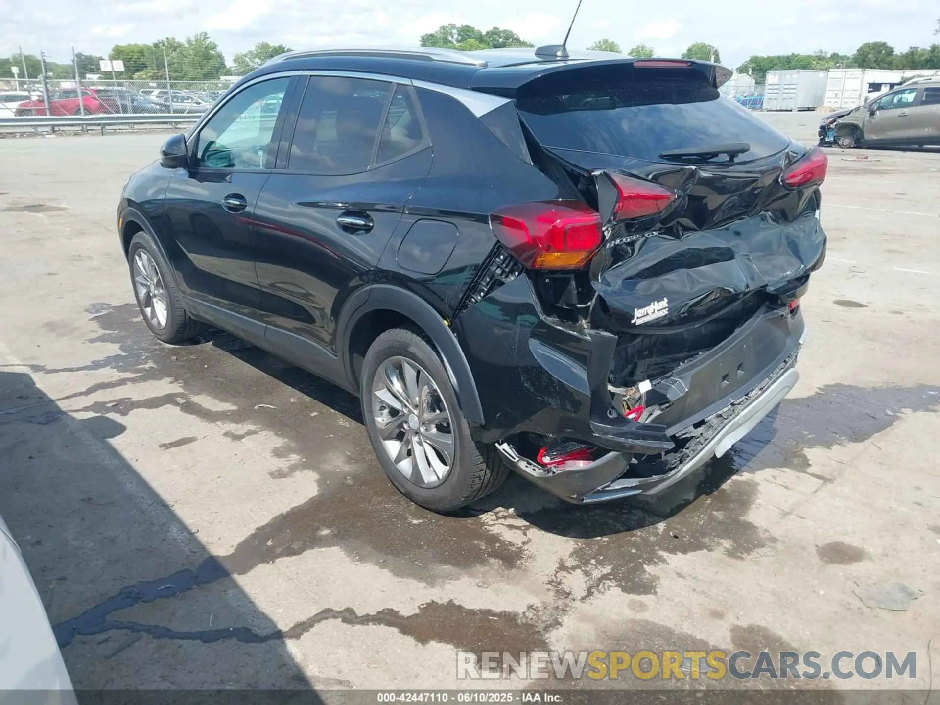 3 Photograph of a damaged car KL4MMFSL9NB021452 BUICK ENCORE GX 2022