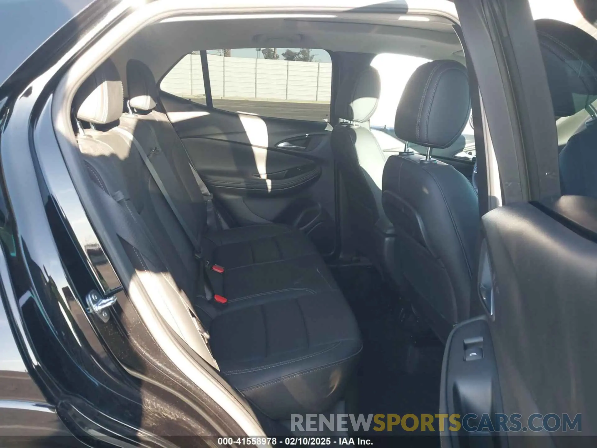 8 Photograph of a damaged car KL4MMGSL5NB035550 BUICK ENCORE GX 2022