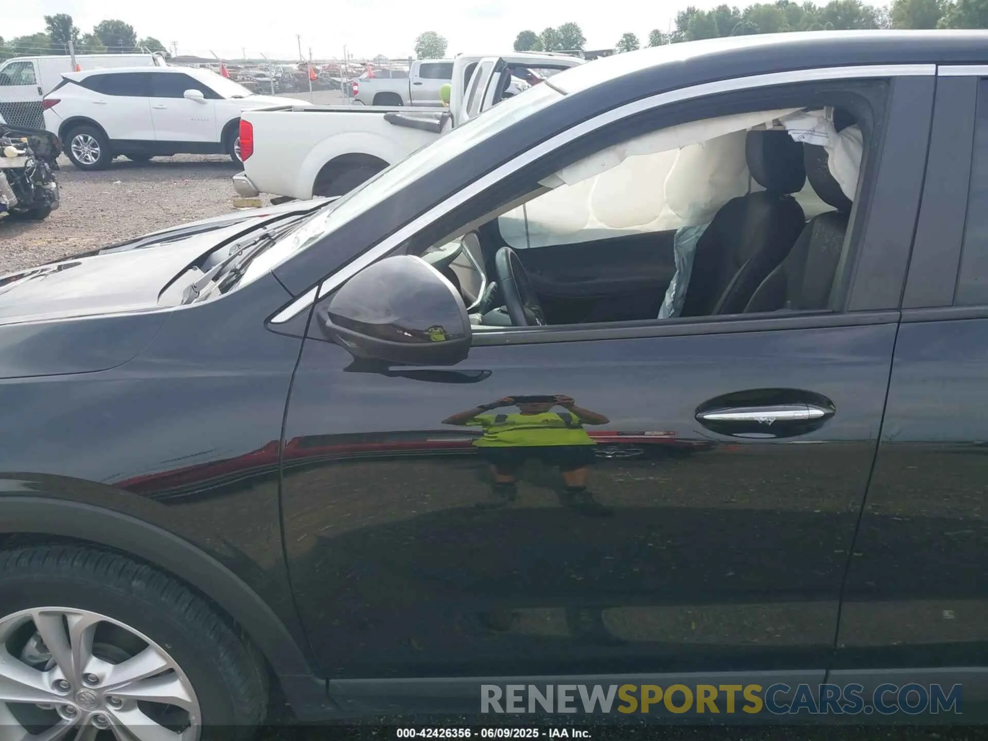 19 Photograph of a damaged car KL4MMBS22PB155397 BUICK ENCORE GX 2023
