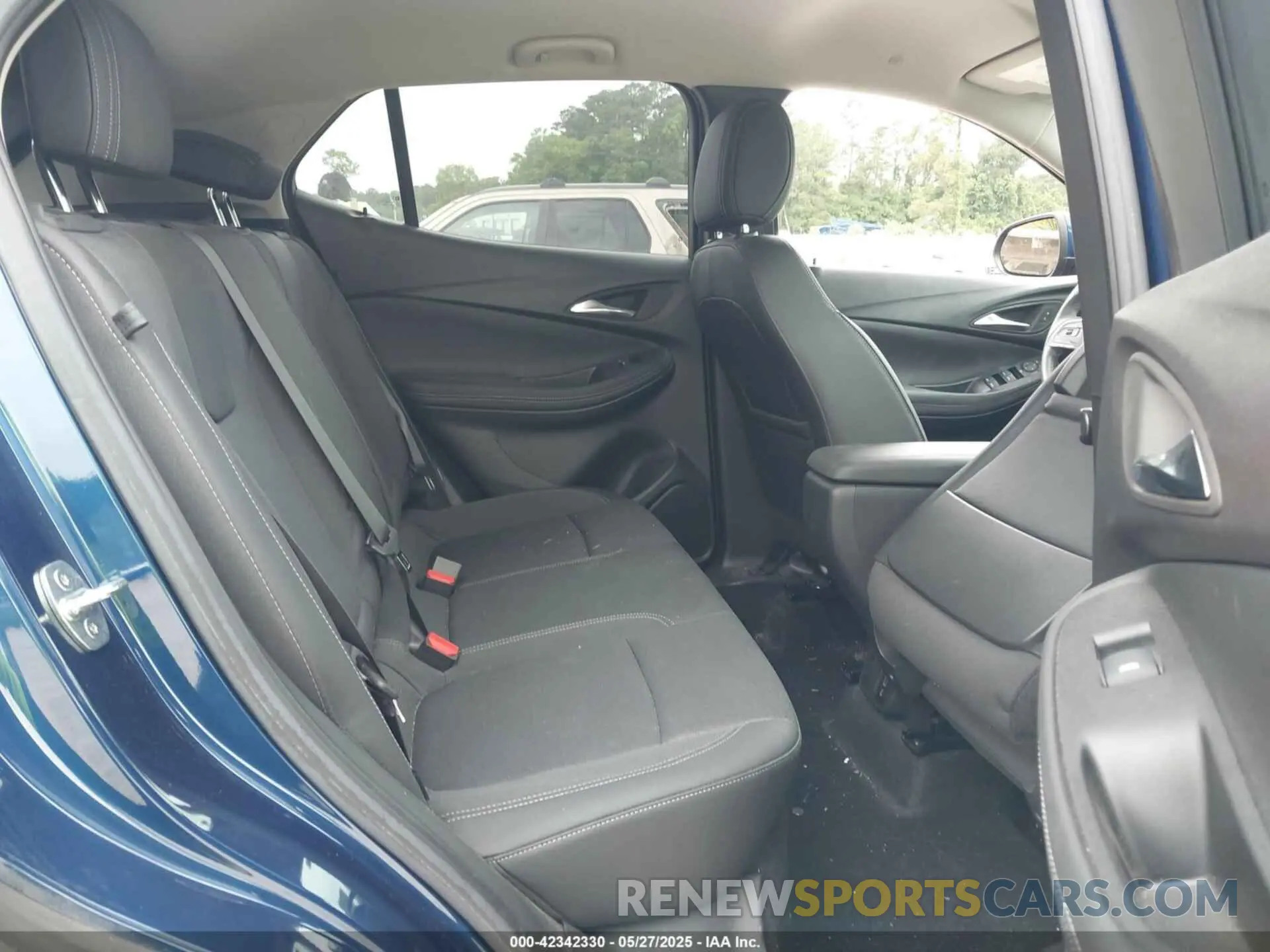 8 Photograph of a damaged car KL4MMBS23PB034586 BUICK ENCORE GX 2023