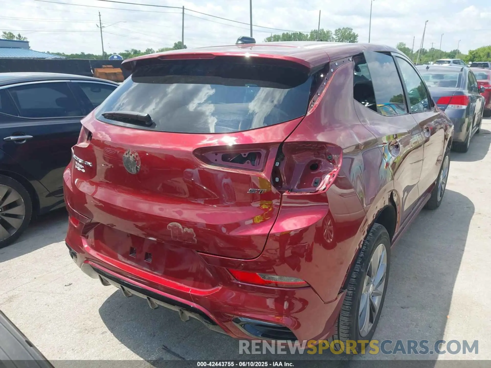 4 Photograph of a damaged car KL4MMDS26PB097855 BUICK ENCORE GX 2023