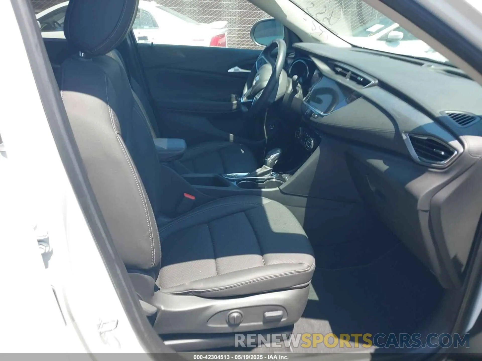 5 Photograph of a damaged car KL4MMFSL8PB028234 BUICK ENCORE GX 2023