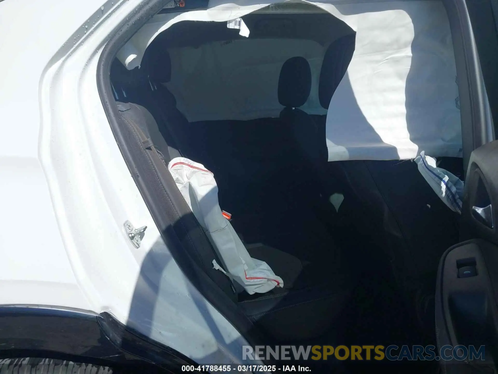 8 Photograph of a damaged car KL4AMDSLXRB061746 BUICK ENCORE GX 2024