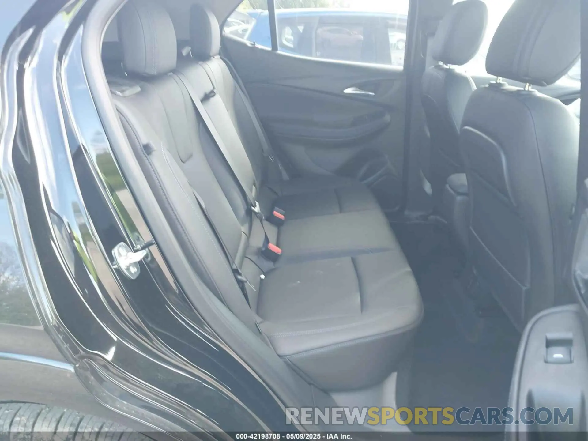 8 Photograph of a damaged car KL4AMDSL7SB129796 BUICK ENCORE GX 2025