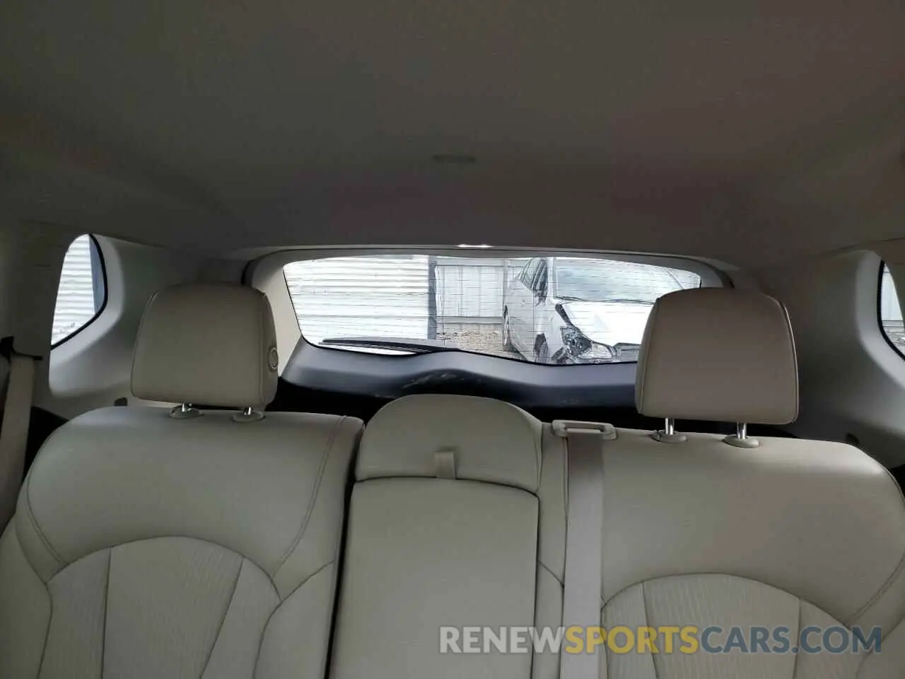10 Photograph of a damaged car LRBFX1SA2KD019984 BUICK ENVISION 2019