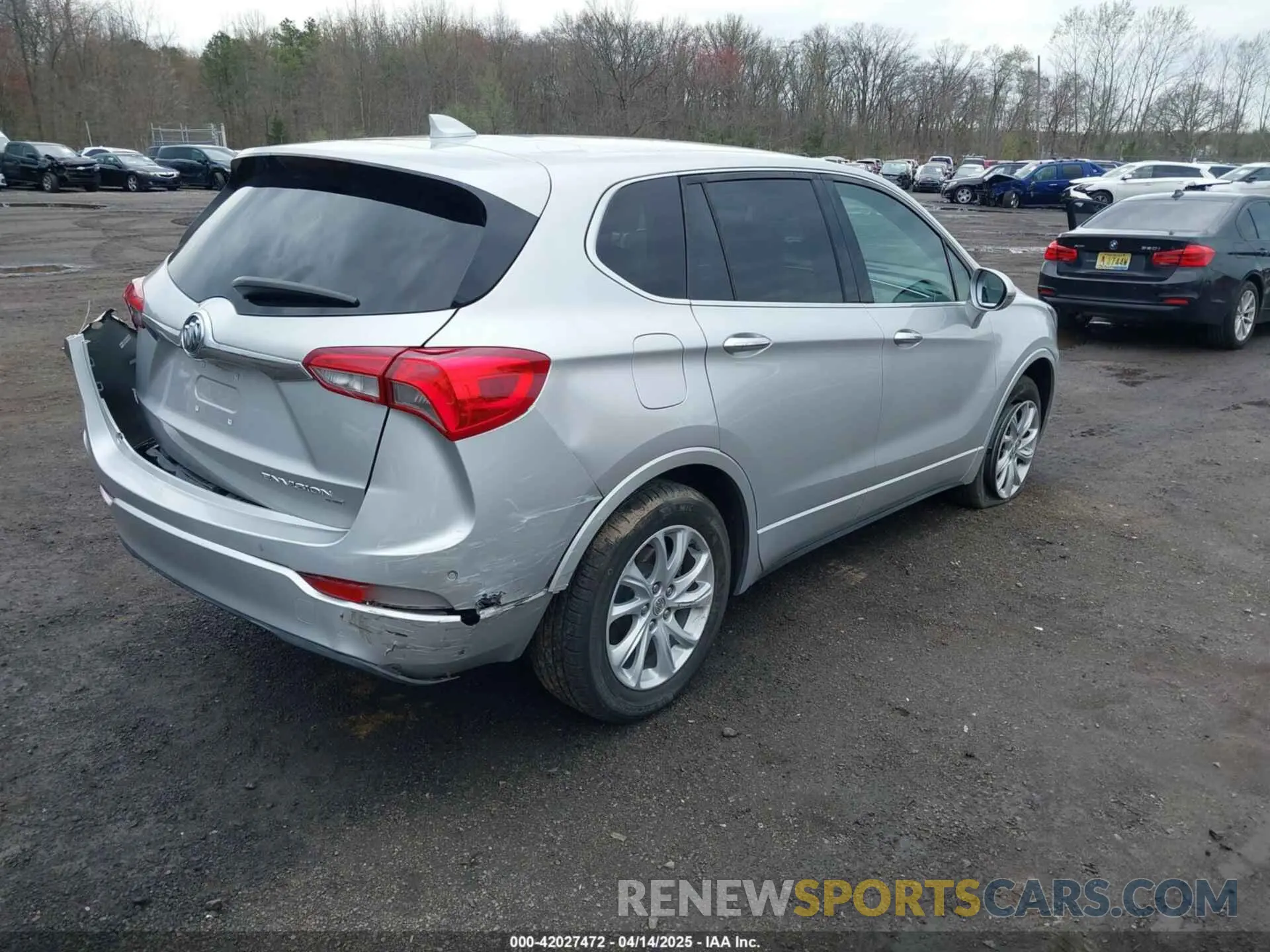 4 Photograph of a damaged car LRBFX1SA4KD002748 BUICK ENVISION 2019