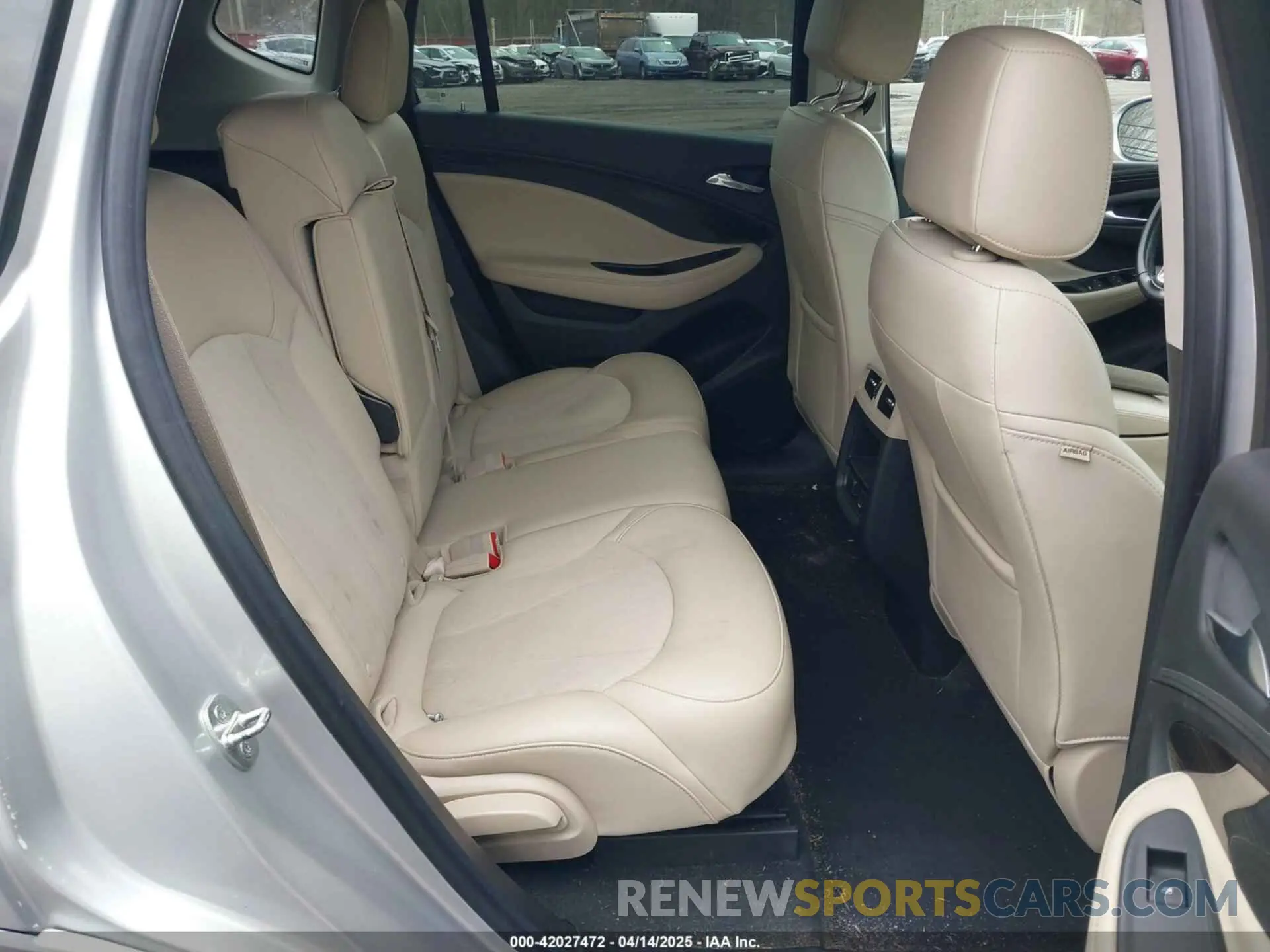 8 Photograph of a damaged car LRBFX1SA4KD002748 BUICK ENVISION 2019