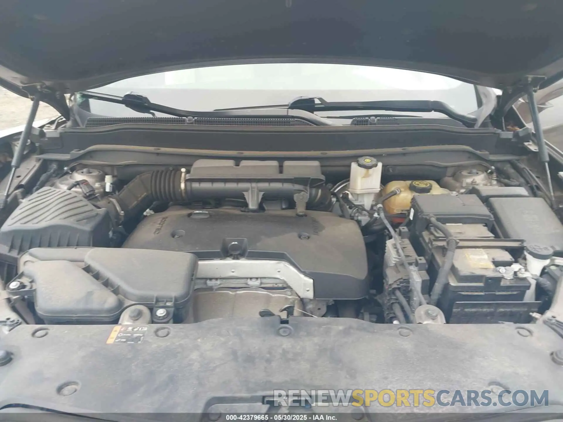 10 Photograph of a damaged car LRBFX1SAXKD087501 BUICK ENVISION 2019