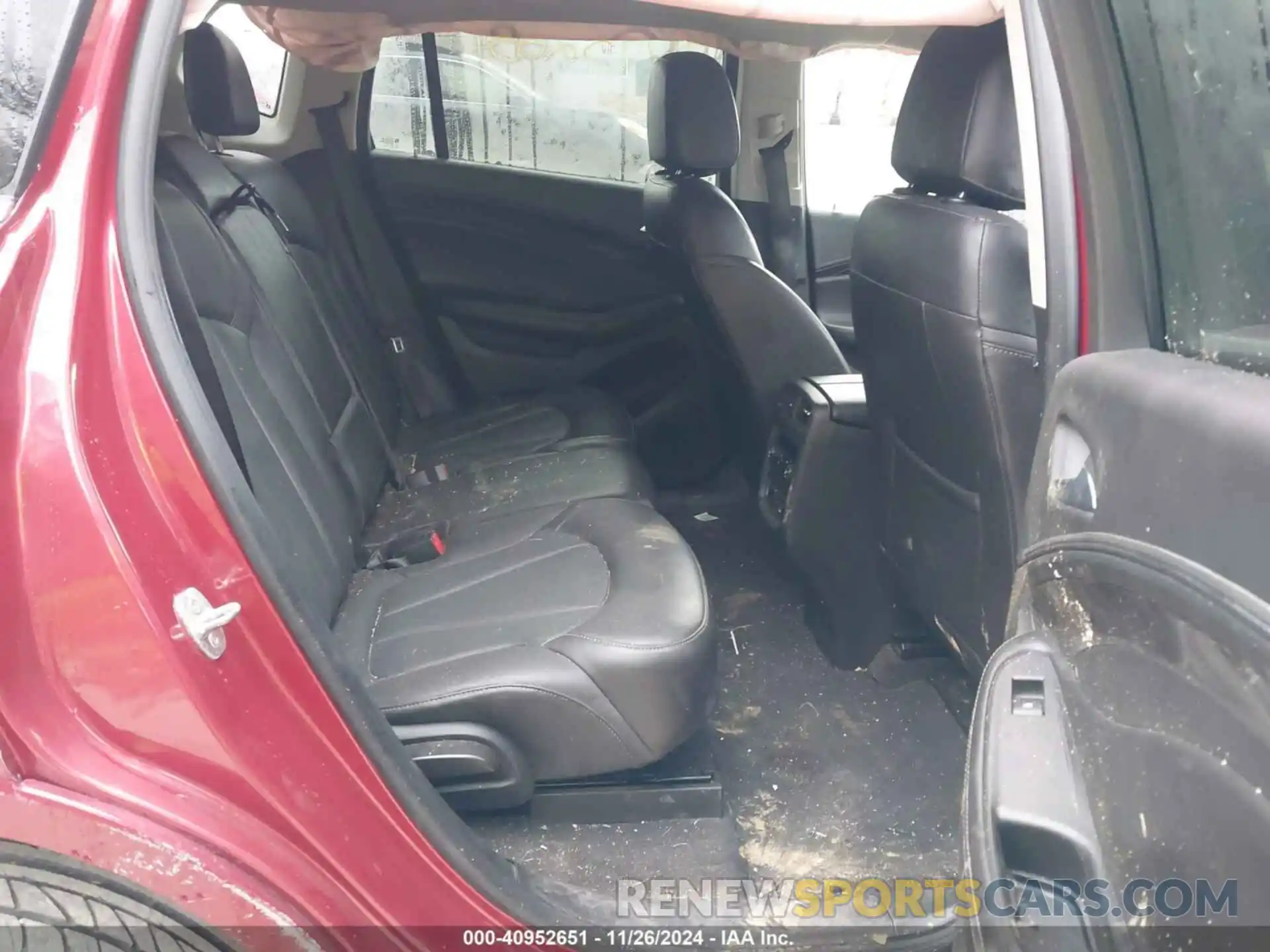 8 Photograph of a damaged car LRBFX2SA3KD042082 BUICK ENVISION 2019